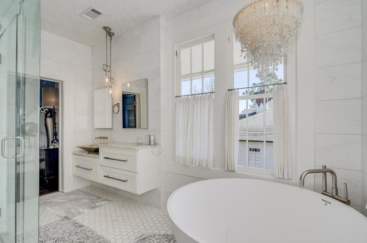 2818 Walton Way, Augusta GA 30909-5214 exterior