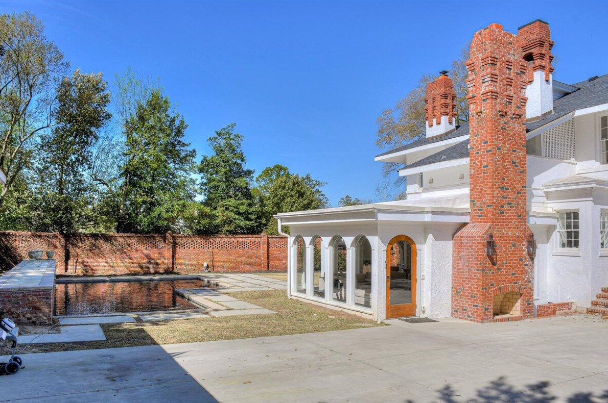 2818 Walton Way, Augusta GA 30909-5214 exterior