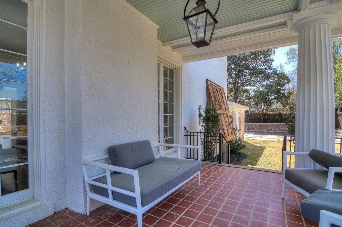 2818 Walton Way, Augusta GA 30909-5214 exterior