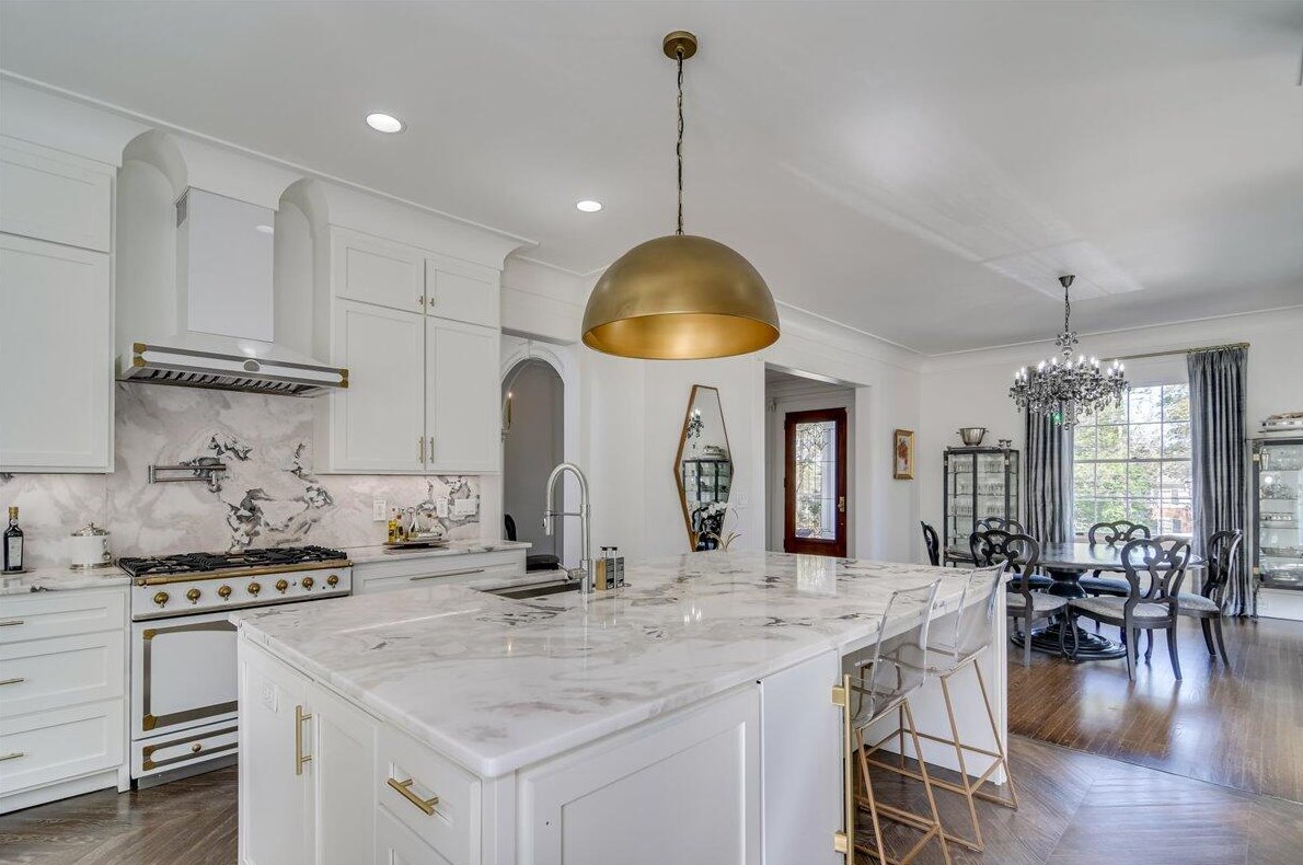 2818 Walton Way, Augusta GA 30909-5214 exterior