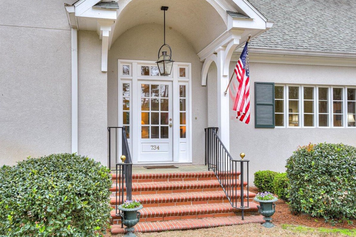 734 Oberlin Rd, Augusta, GA 30909-3436
