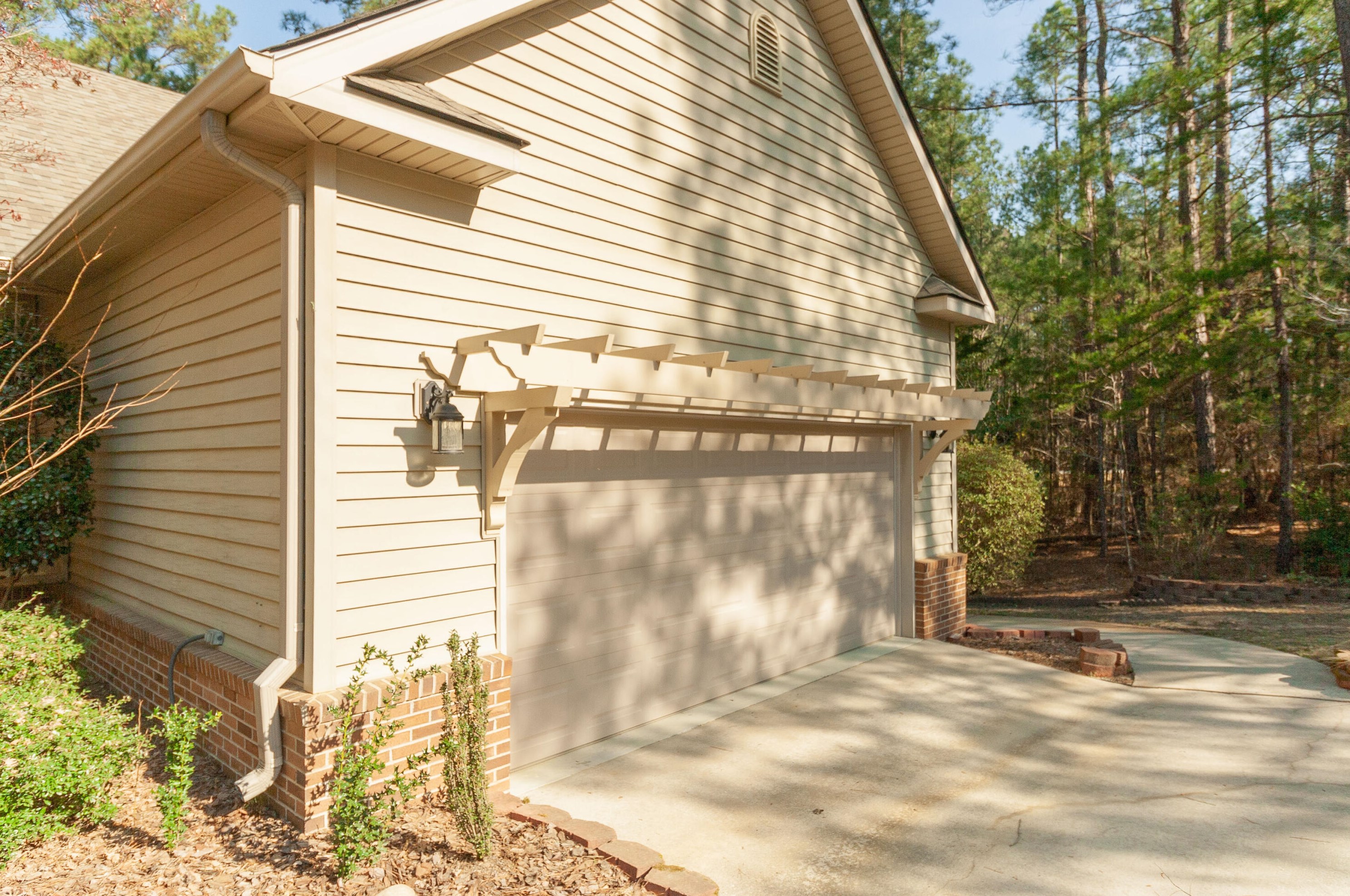 118 Lake Ridge Dr, Mc Cormick, SC 29835