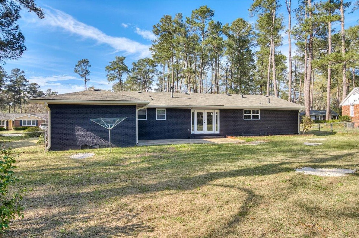 2906 Stratford Dr, Augusta GA 30909-3528 exterior