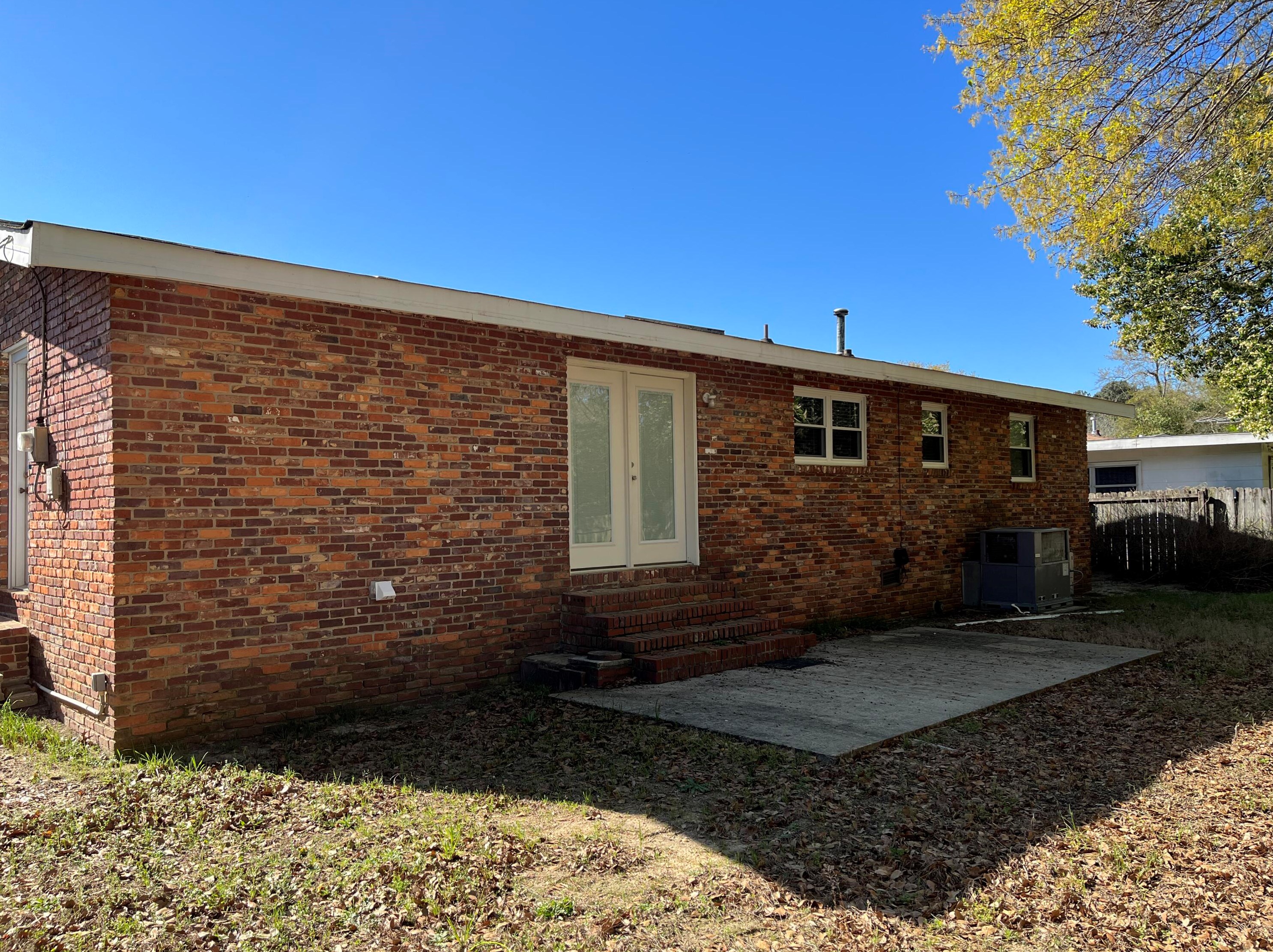 1425 Ridgewood Dr, Augusta GA  30909-2807 exterior