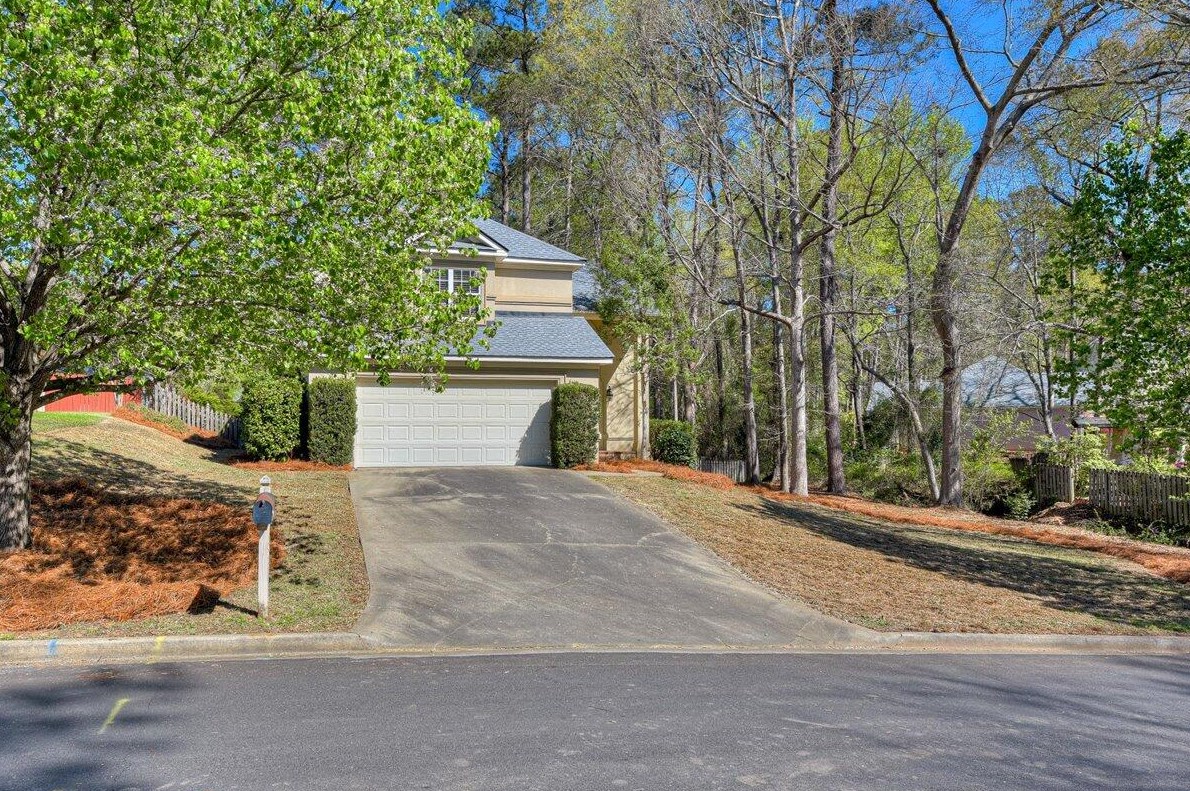 528 Oak Brook Dr, Augusta, GA 30907-4195