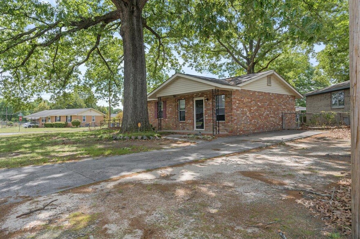 3006 Lonsdale Dr, Augusta, GA 30906-5814