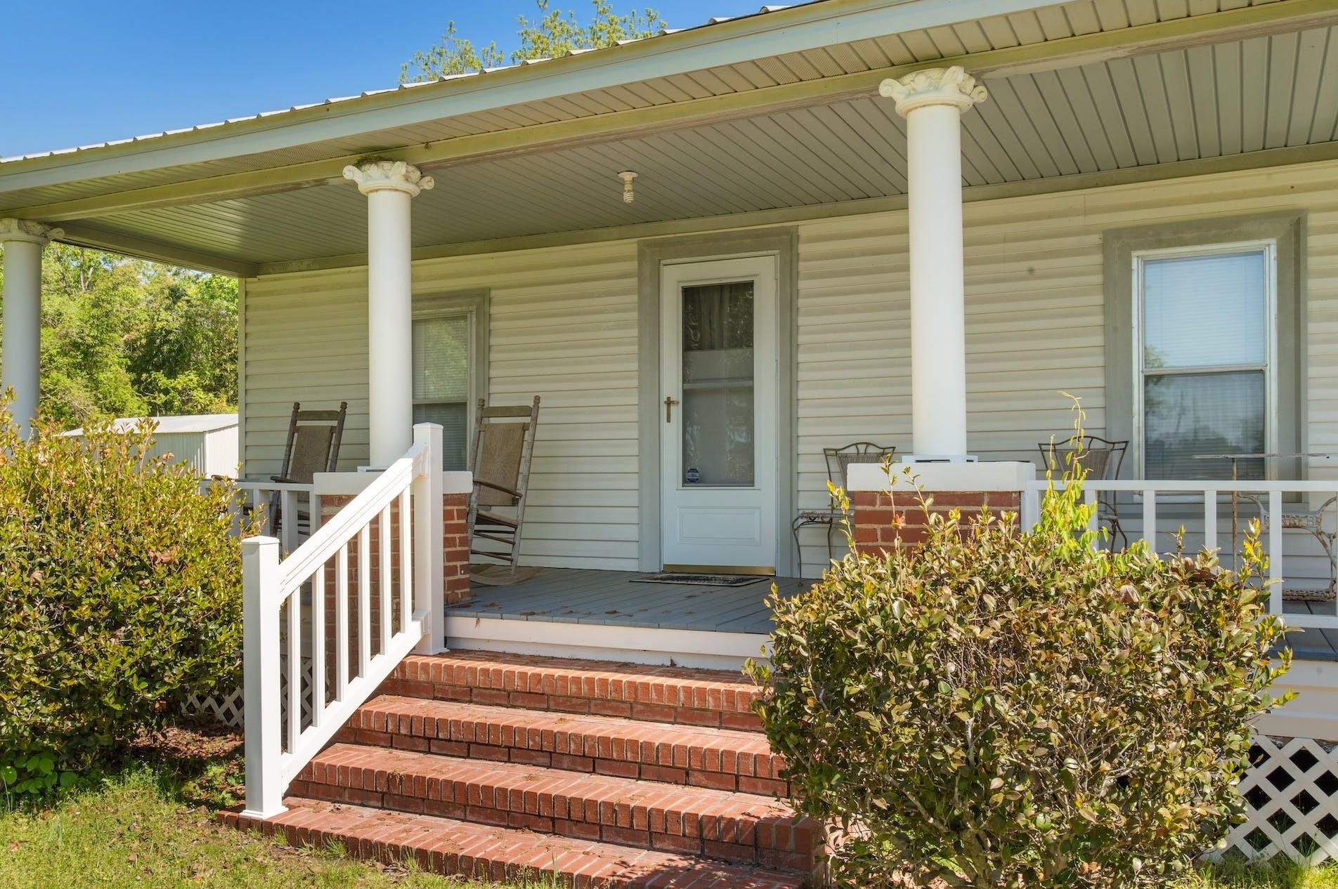 1031 Overlook Rd, Lincolnton, GA 30817