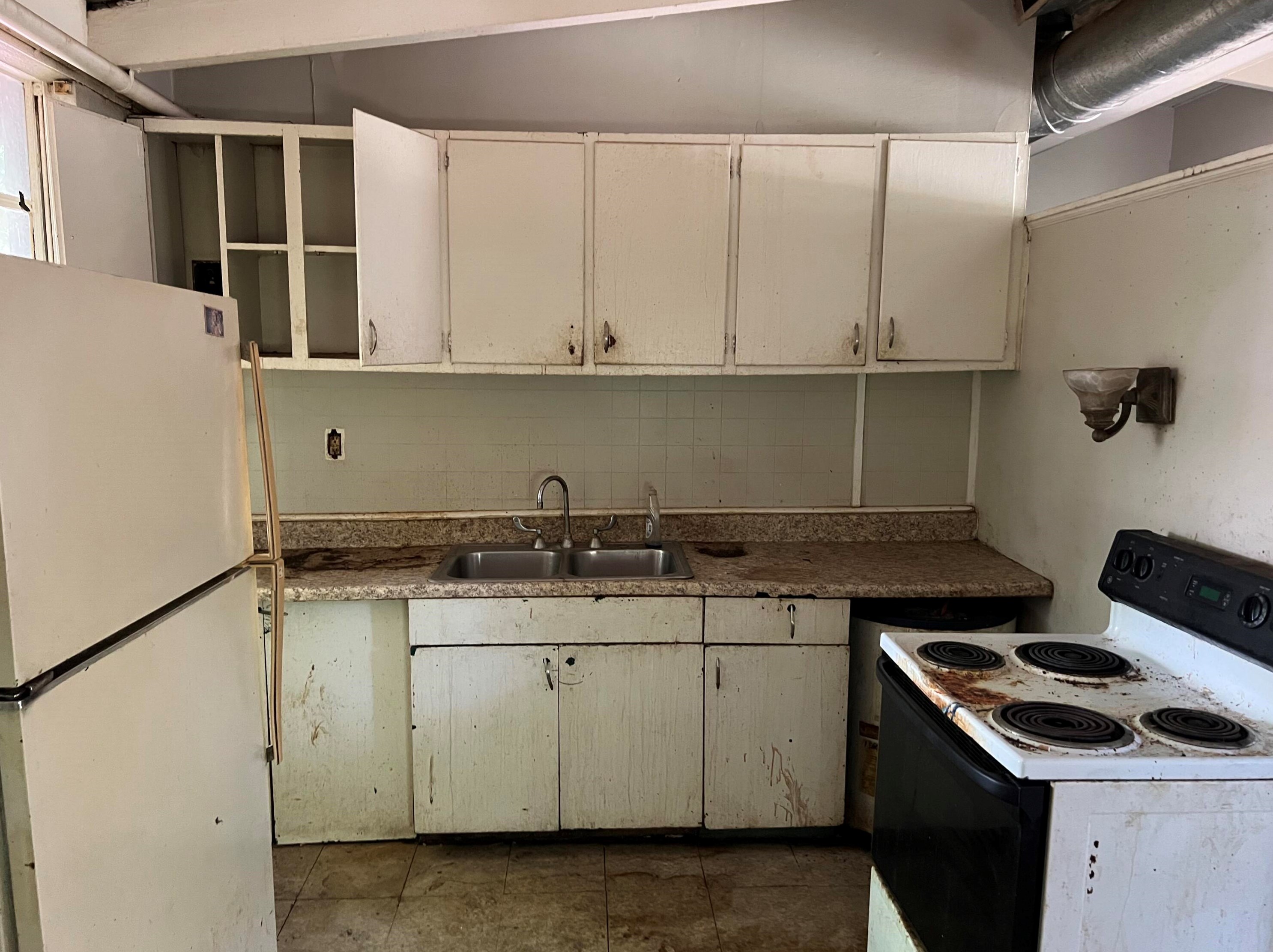 910 Dillon Ave, Aiken, SC 29801-3643