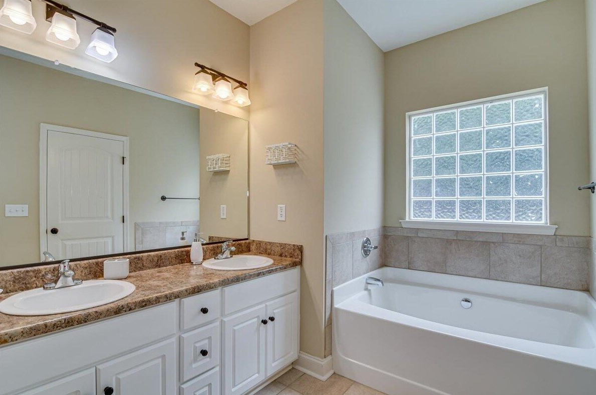 1443 Collins Dr, Augusta GA  30907-9769 exterior