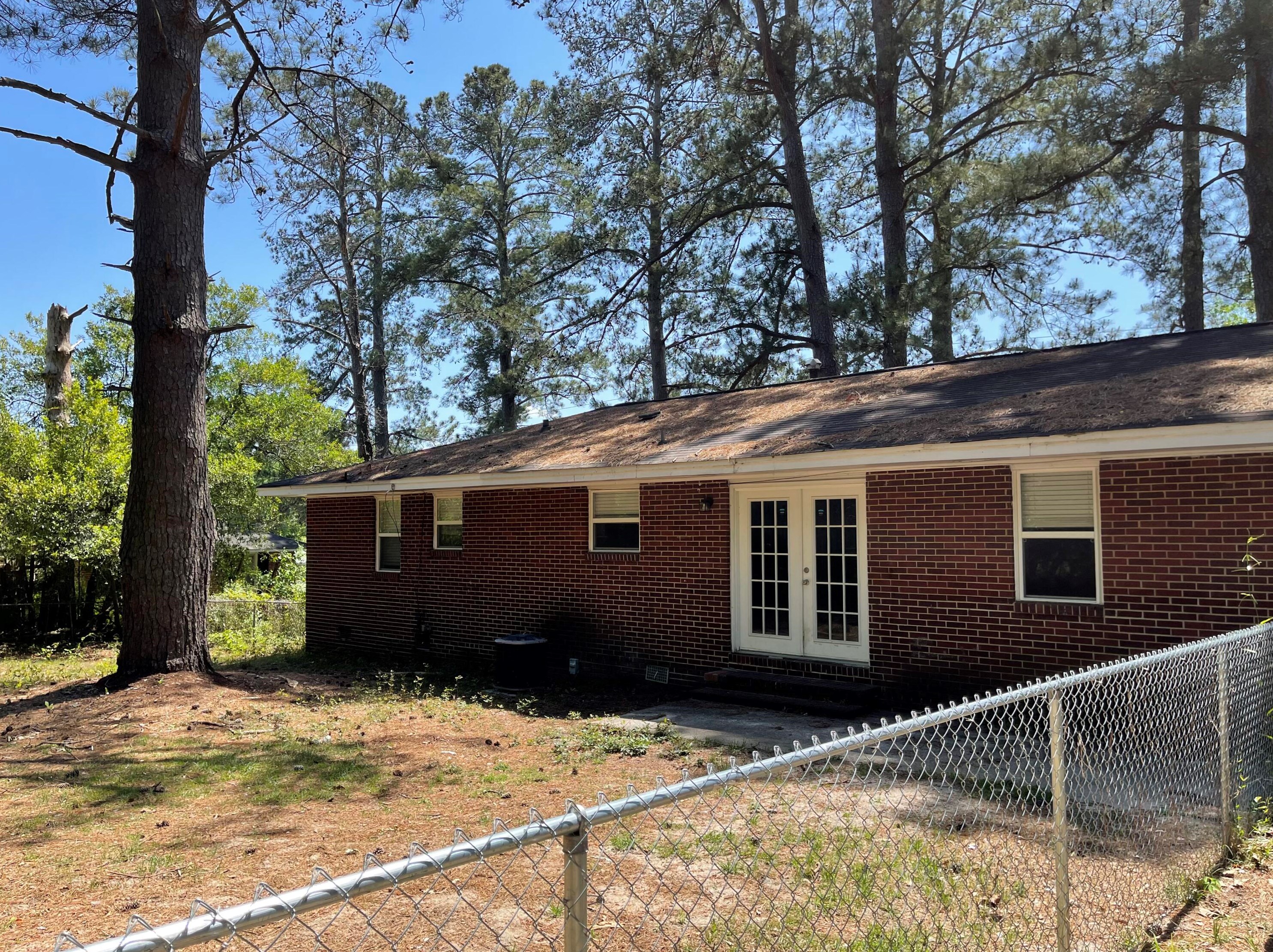 2817 Meadowbrook Dr, Augusta, GA 30906
