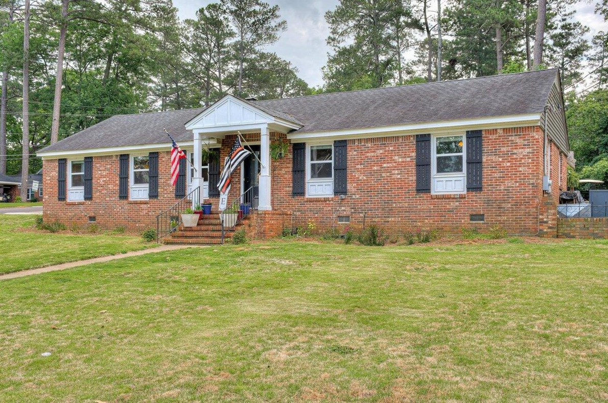 3102 Edinburgh Dr, Augusta, GA 30909-3316