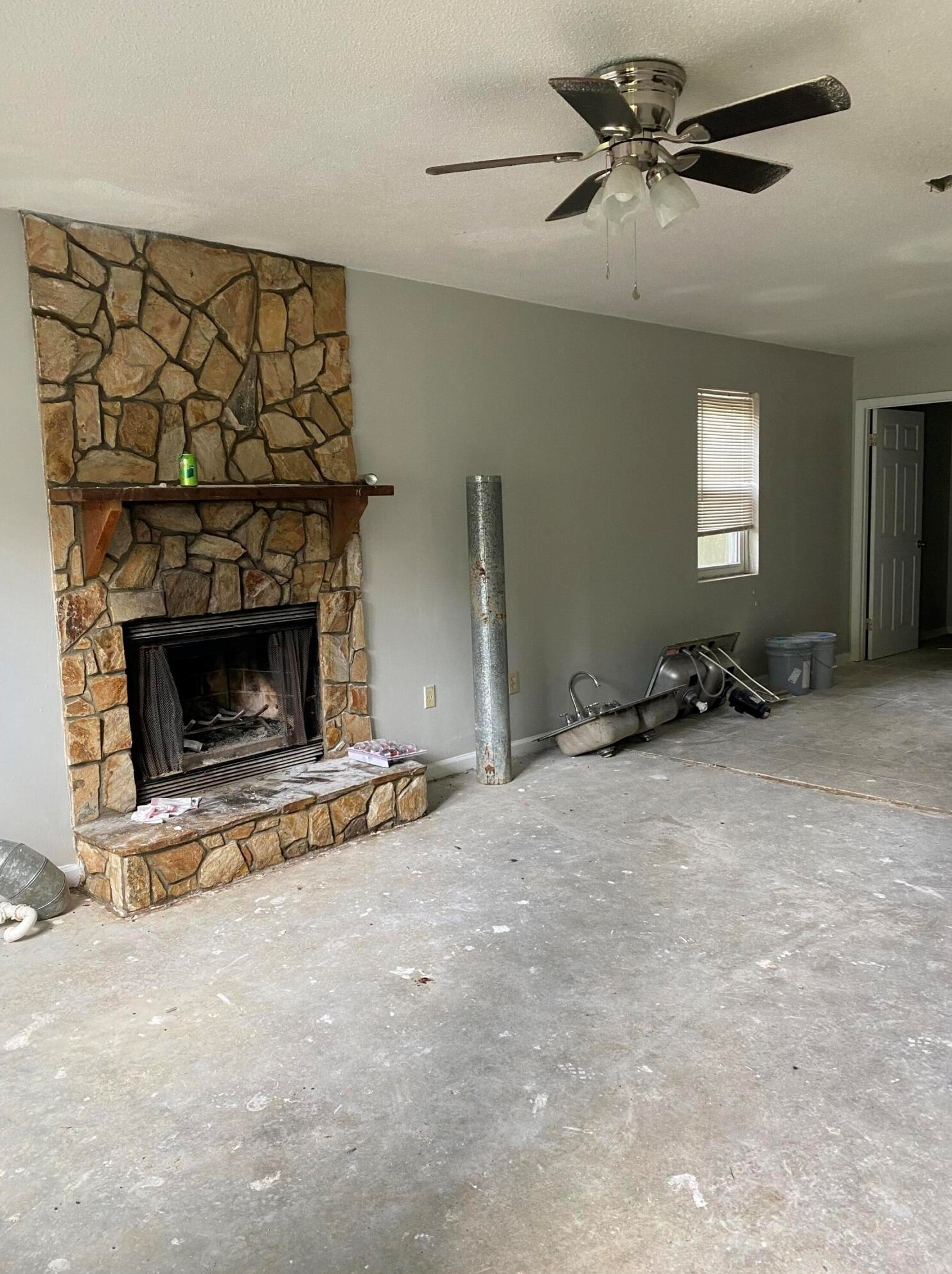 3442 Pine Hill Rd, Hephzibah, GA 30815-4143