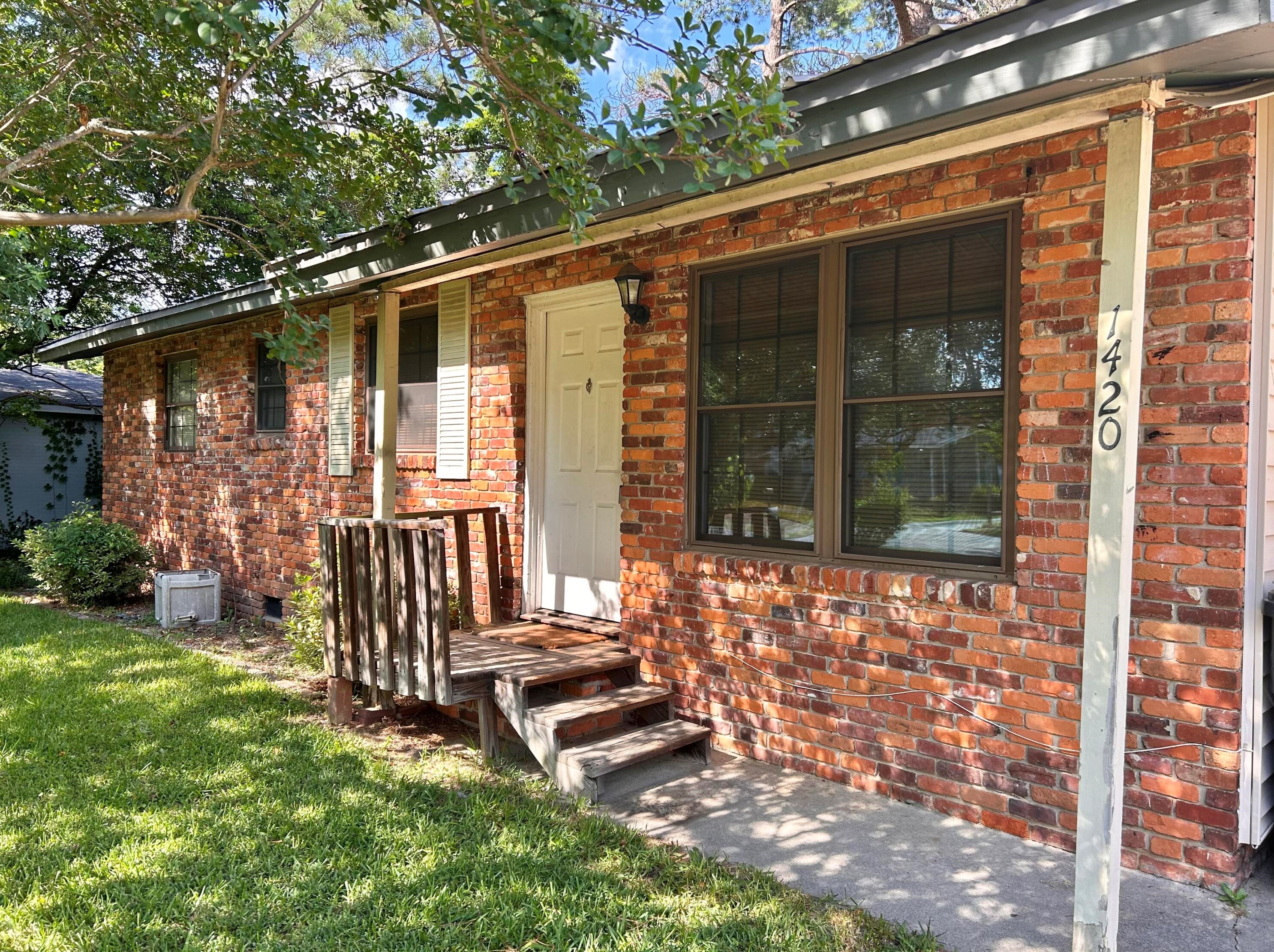 1420 Springview Dr, Augusta, GA 30909-2809