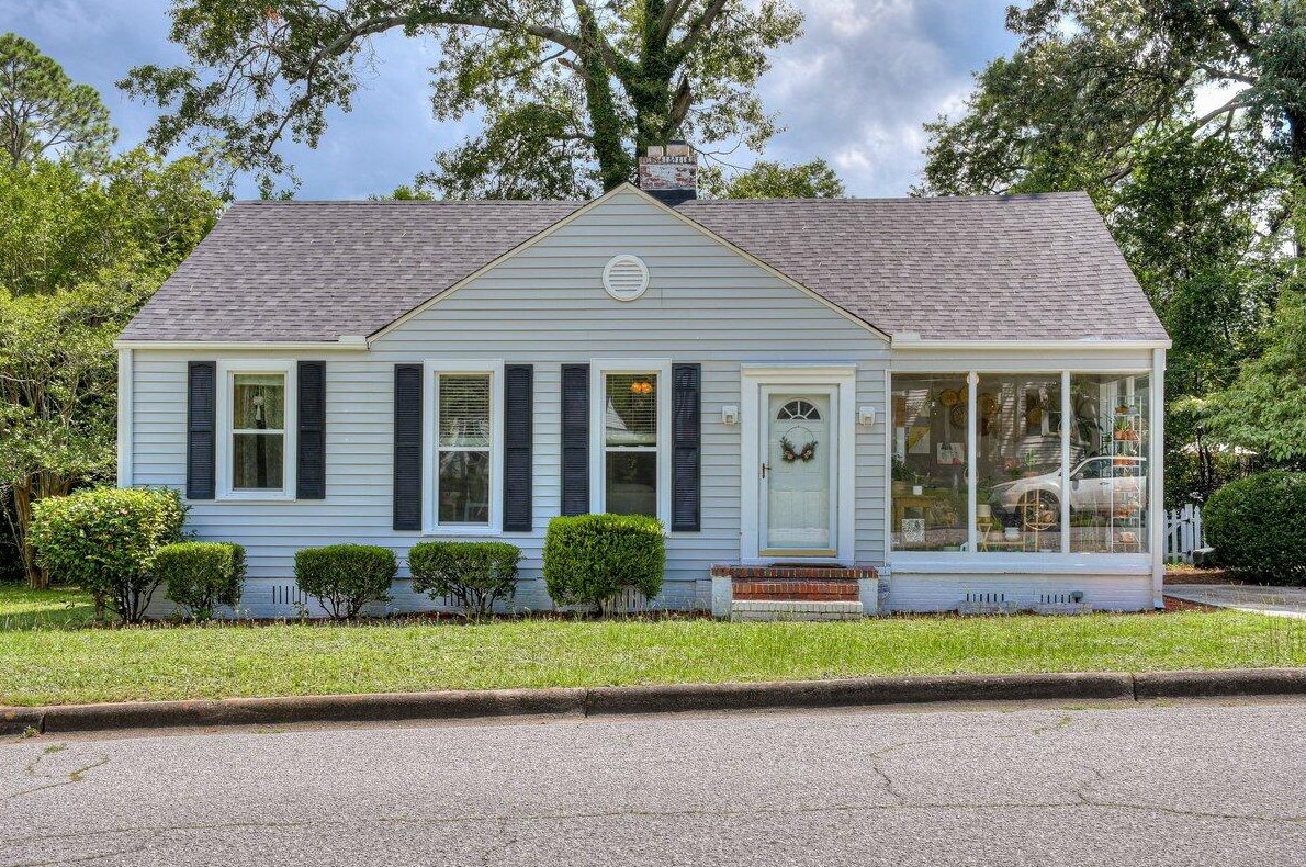 1703 Holly Hill Rd, Augusta, GA 30904-5049