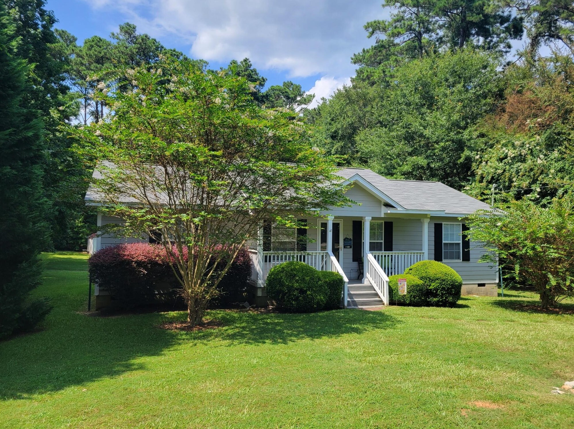 1099 S Cherokee Dr, Lincolnton, GA 30817