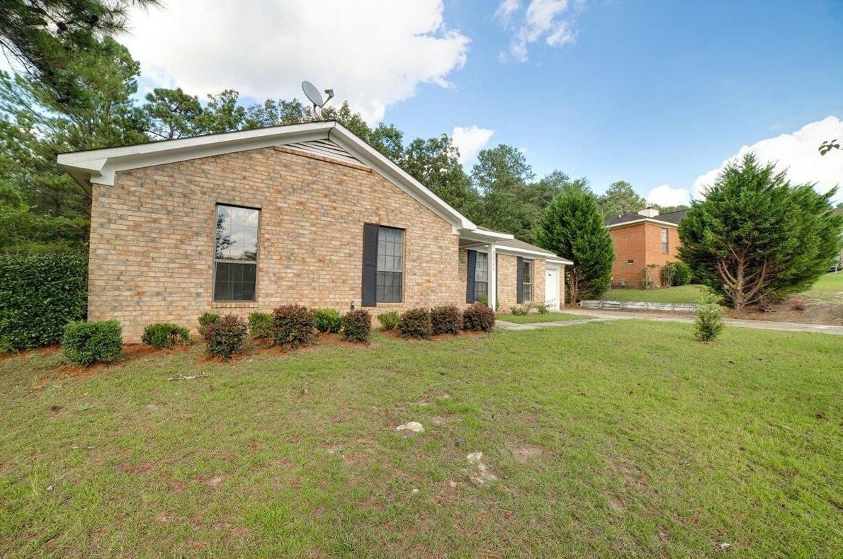 3011 White Sand Dr, Hephzibah, GA 30815-6550