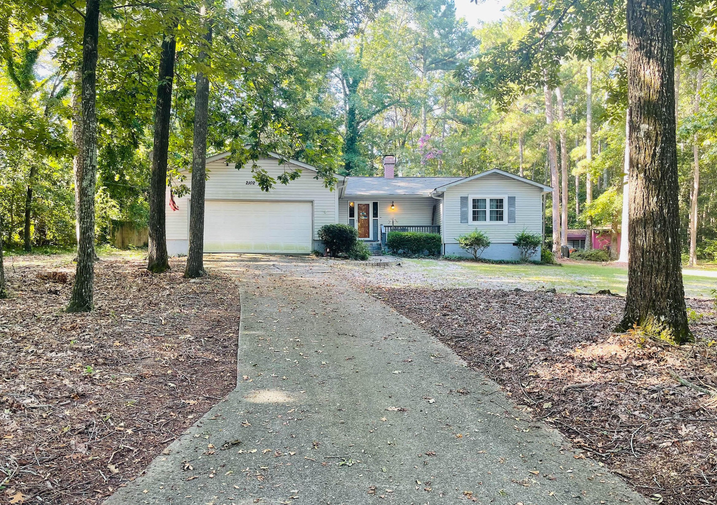 2102 Country Club Hills Dr, North Augusta, SC 29860