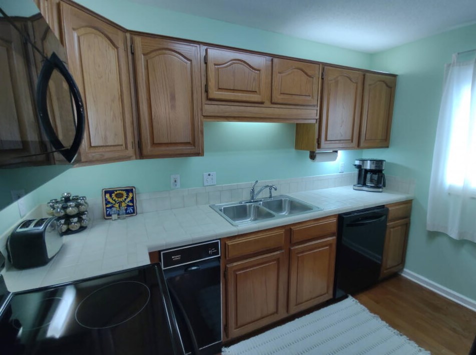 826 Riverfront Dr, Augusta GA 30901-1948 exterior