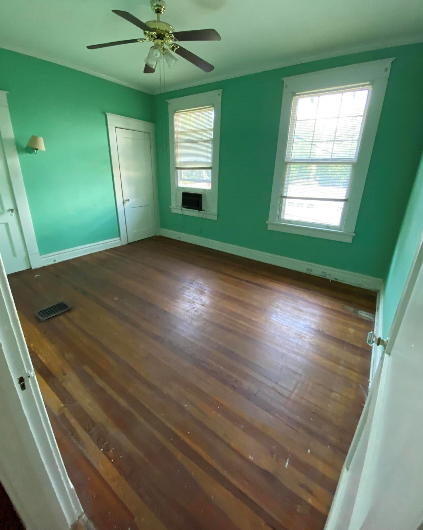 927 Russell St, Augusta GA 30904-4162 exterior