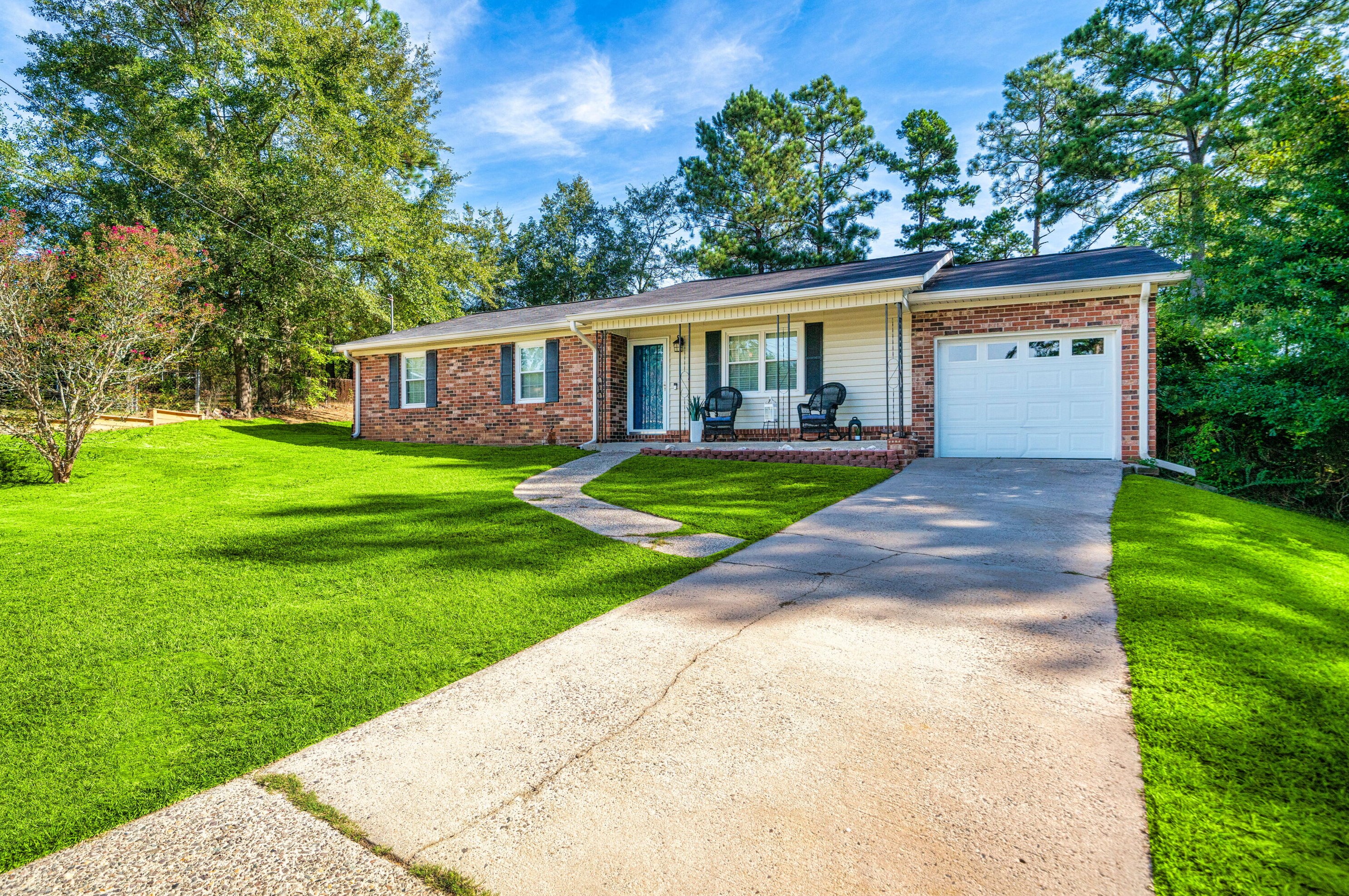 2301 Summit Ct, Augusta, GA 30906-4711