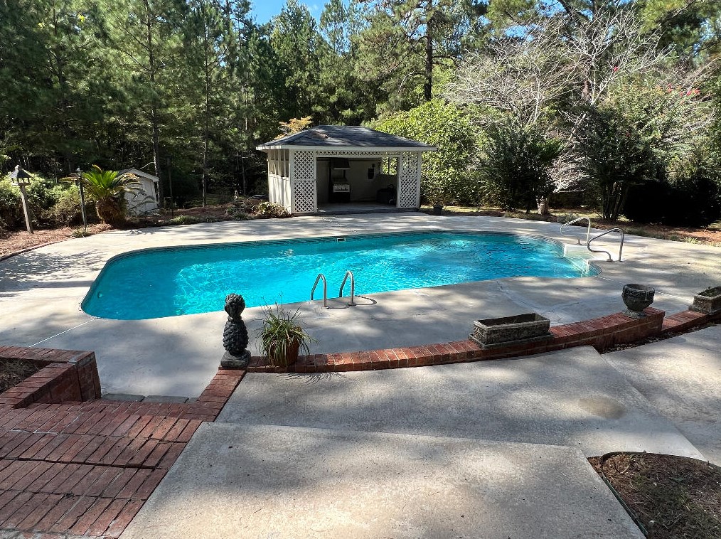 237 Country Club Rd, Meeting Street, SC 29824
