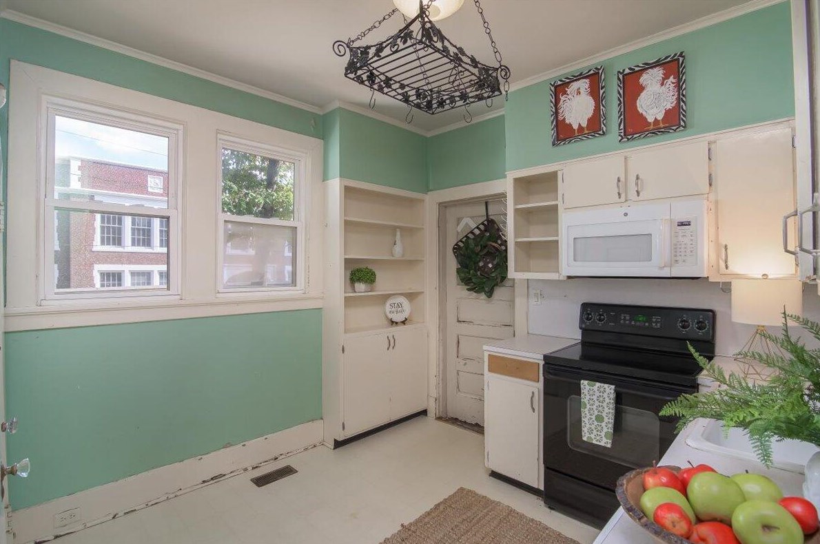 2002 Bransford Ave, Augusta GA 30904-4110 exterior