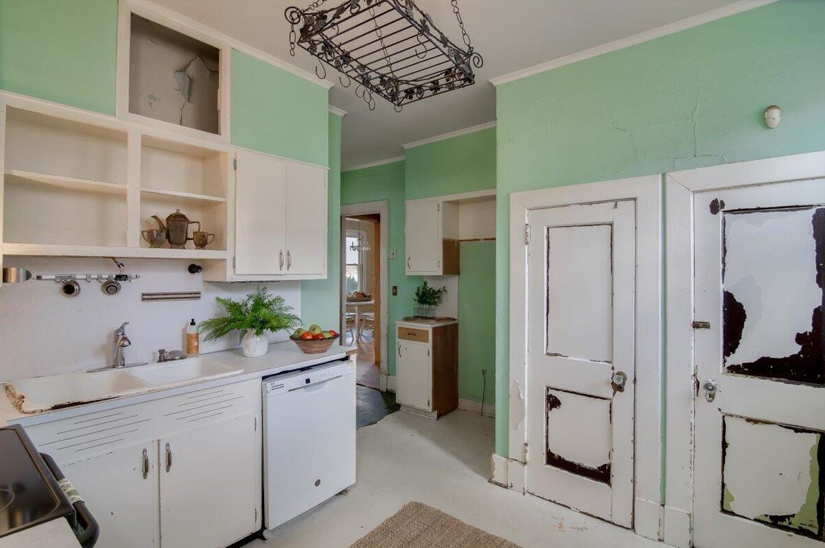 2002 Bransford Ave, Augusta GA 30904-4110 exterior