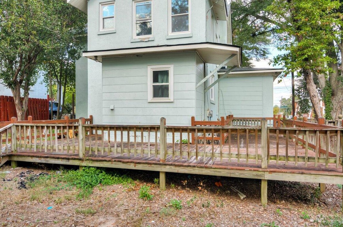 2002 Bransford Ave, Augusta GA 30904-4110 exterior