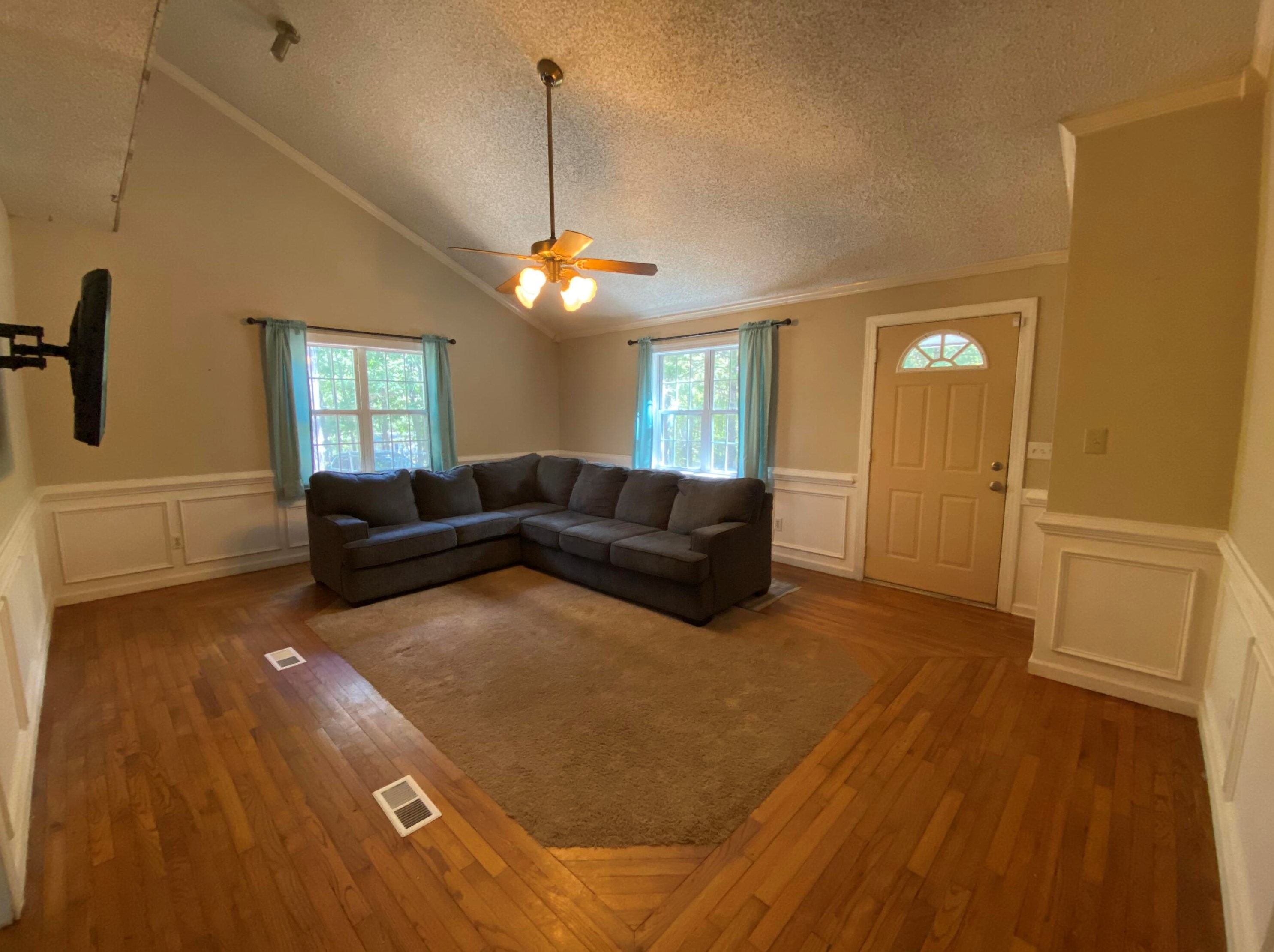 123 Wolf Rd, Clarks Hill, SC 29821-3307