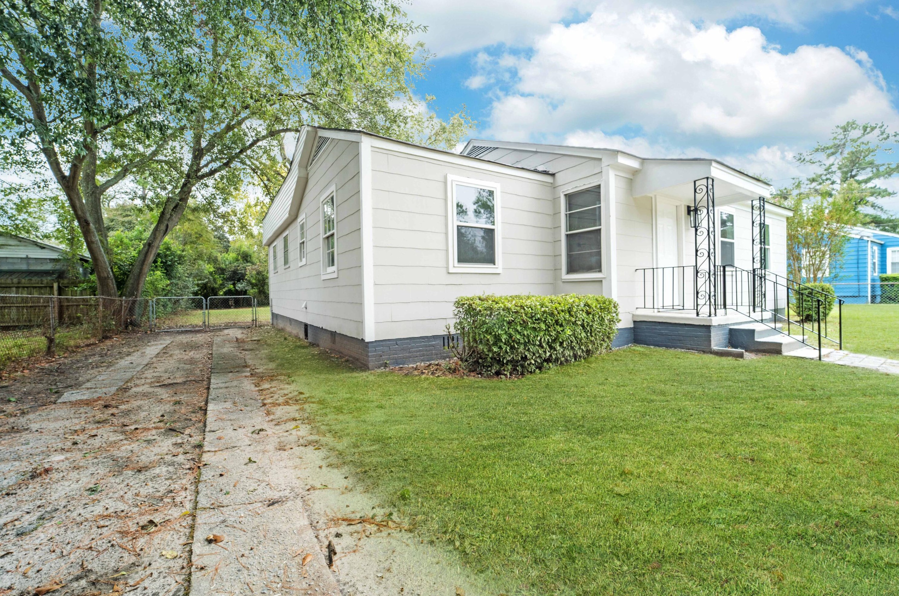 212 Barrow Dr, Augusta, GA 30906-2016