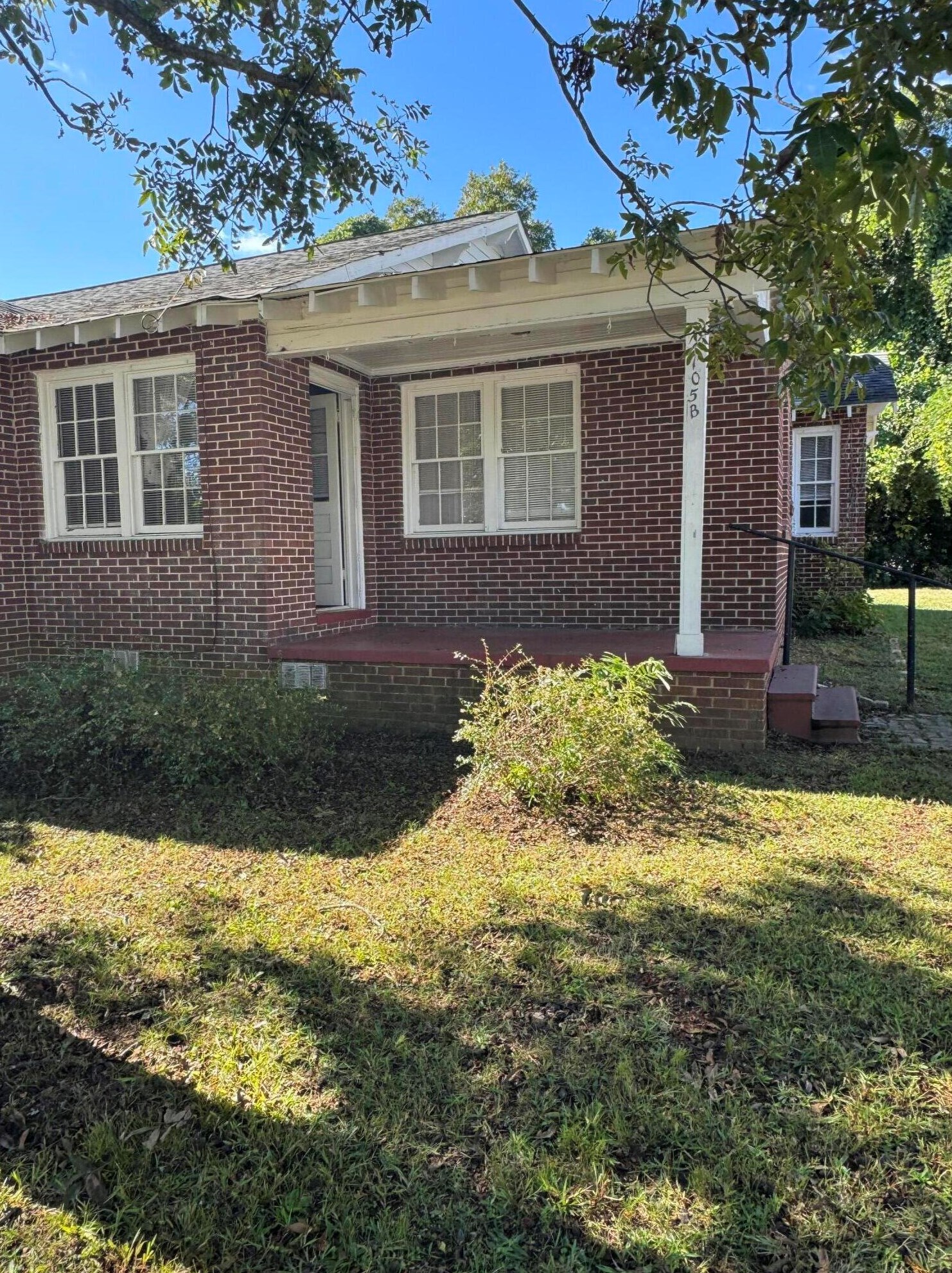 105 N Cherry St, Mc Cormick, SC 29835