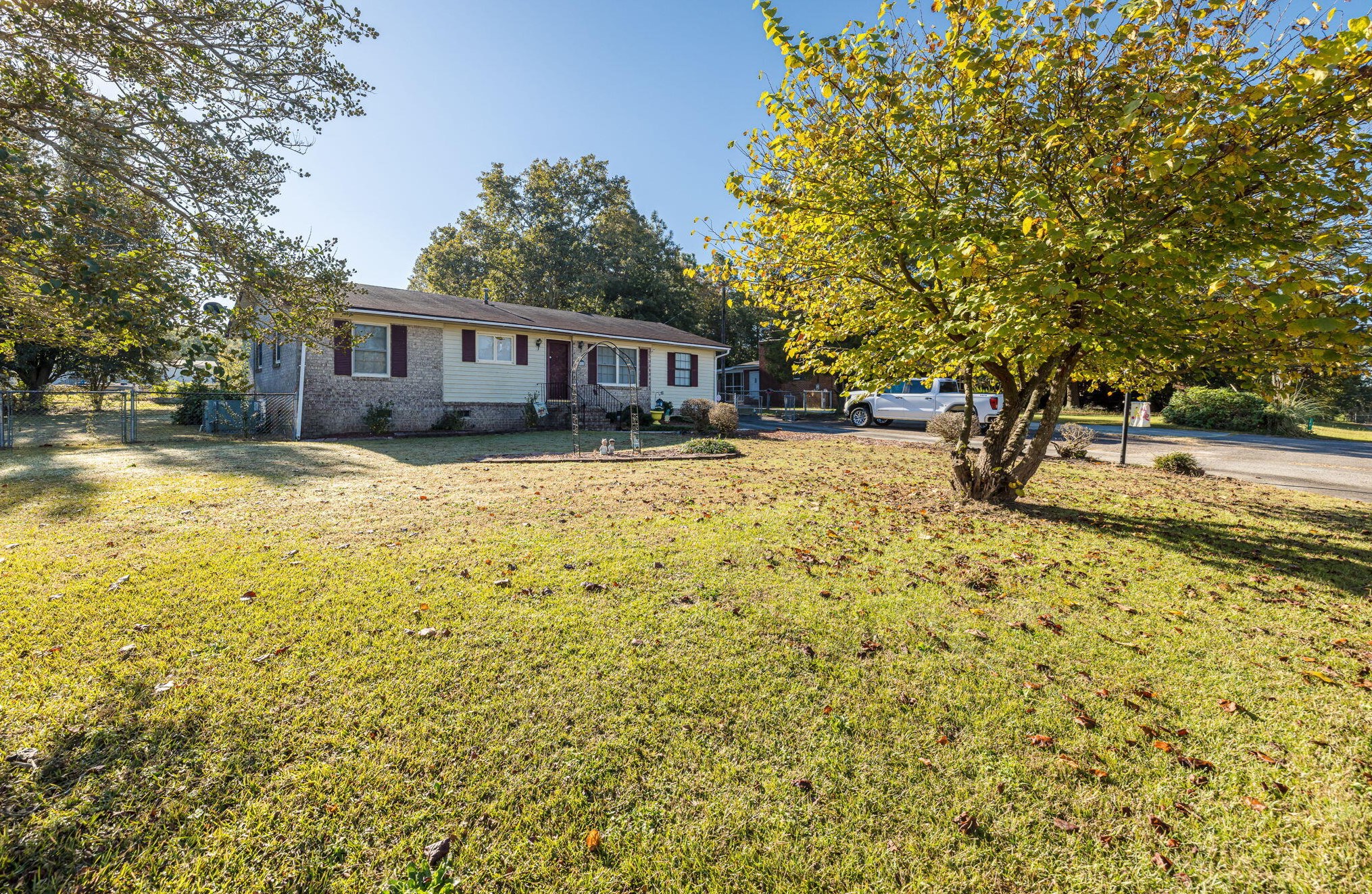 28 Pine Crest Dr, Burnettown, SC 29851