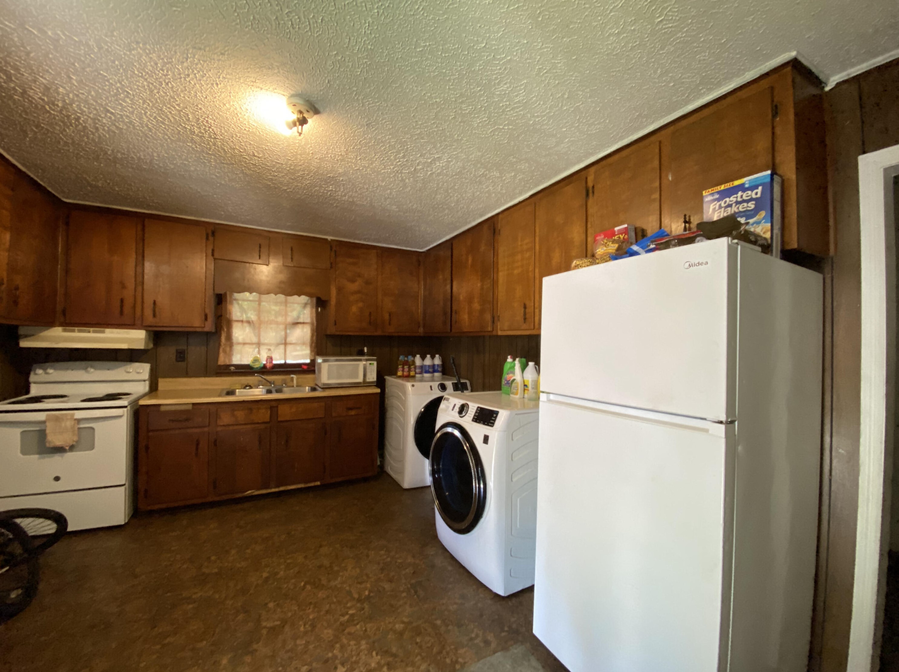 42 Jackson St, Burnettown, SC 29851
