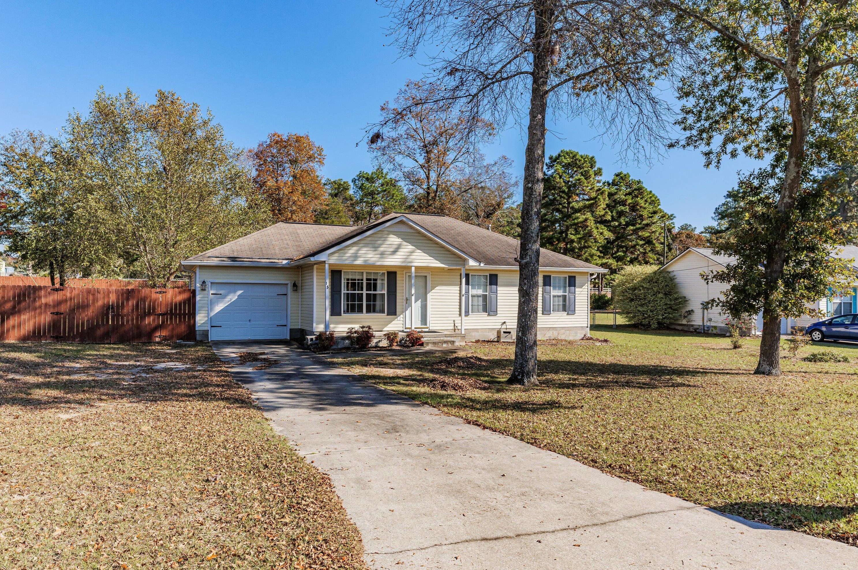 15 Laurel Oaks Dr, North Augusta, SC 29860