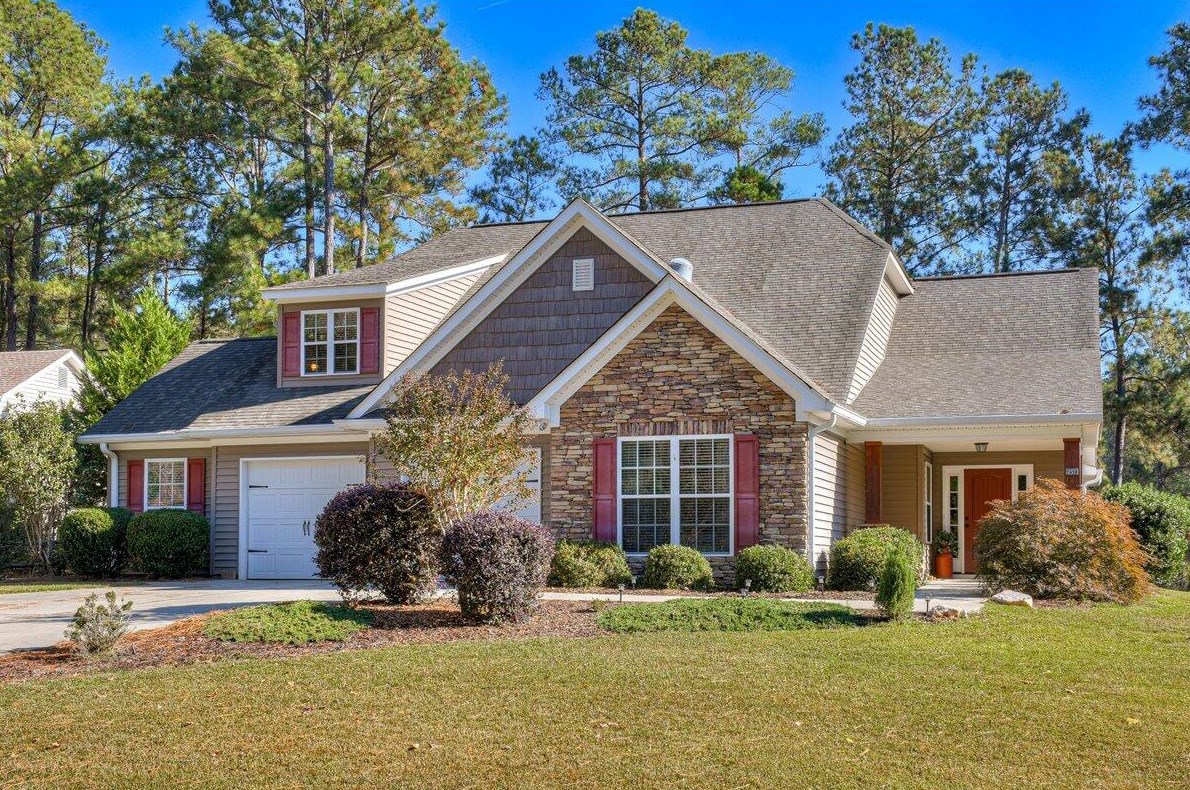 257 Fairway Dr, Mc Cormick, SC 29835