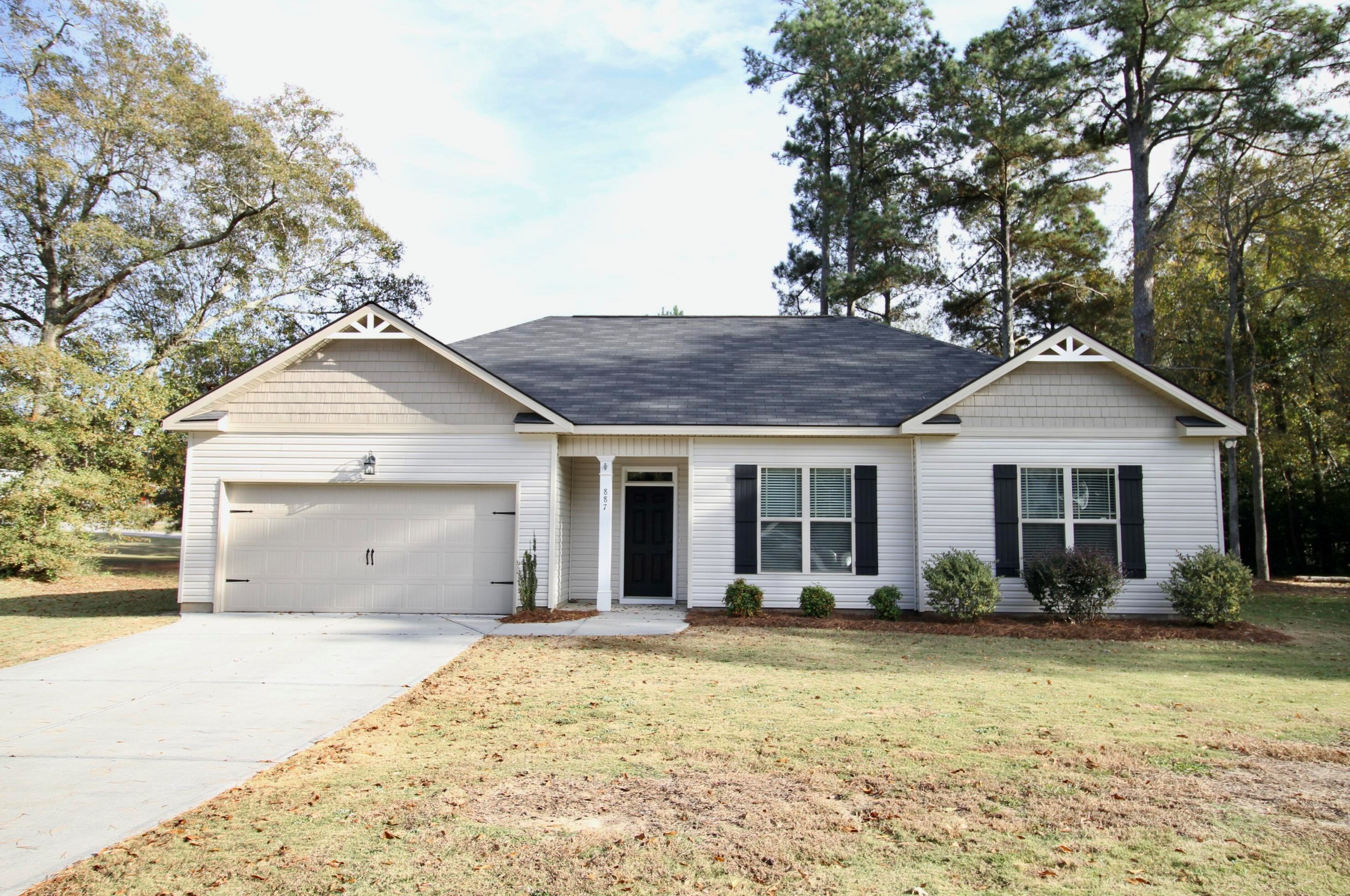 887 Coronet Dr, North Augusta, SC 29860-8320