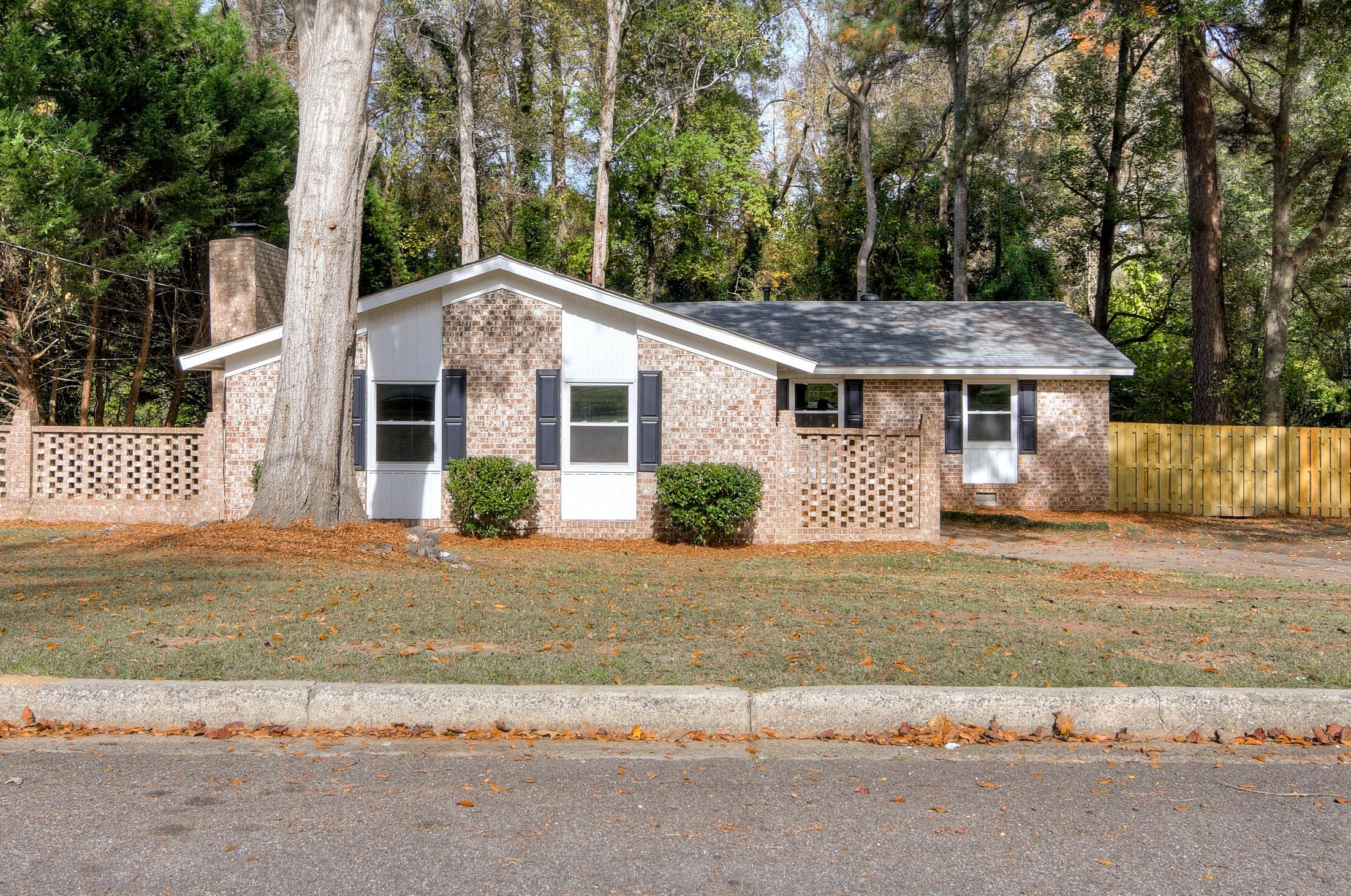 3375 Tanglewood Dr, Augusta, GA 30909-2463