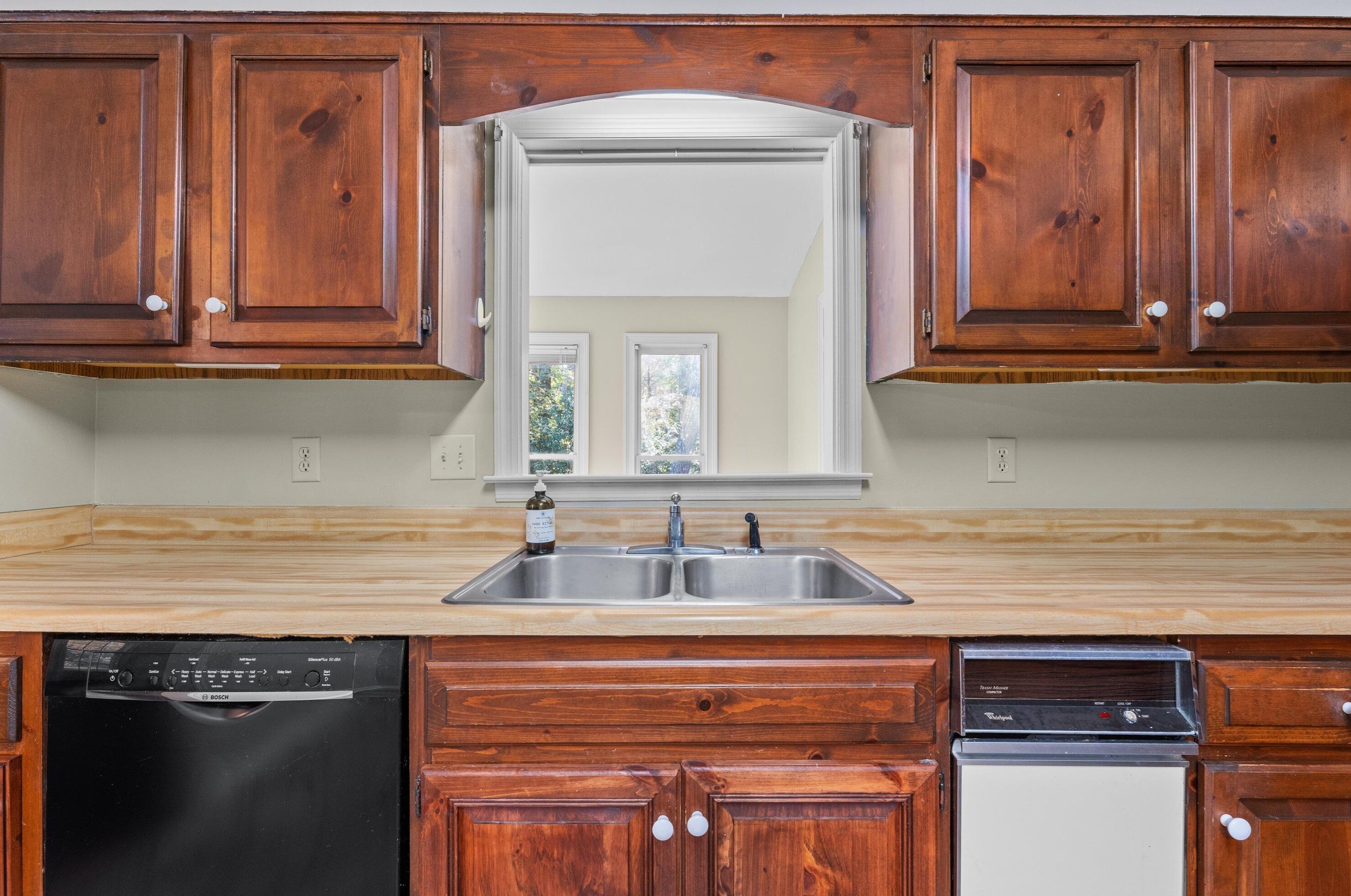 636 Crown Point Dr, Augusta GA 30907-9055 exterior