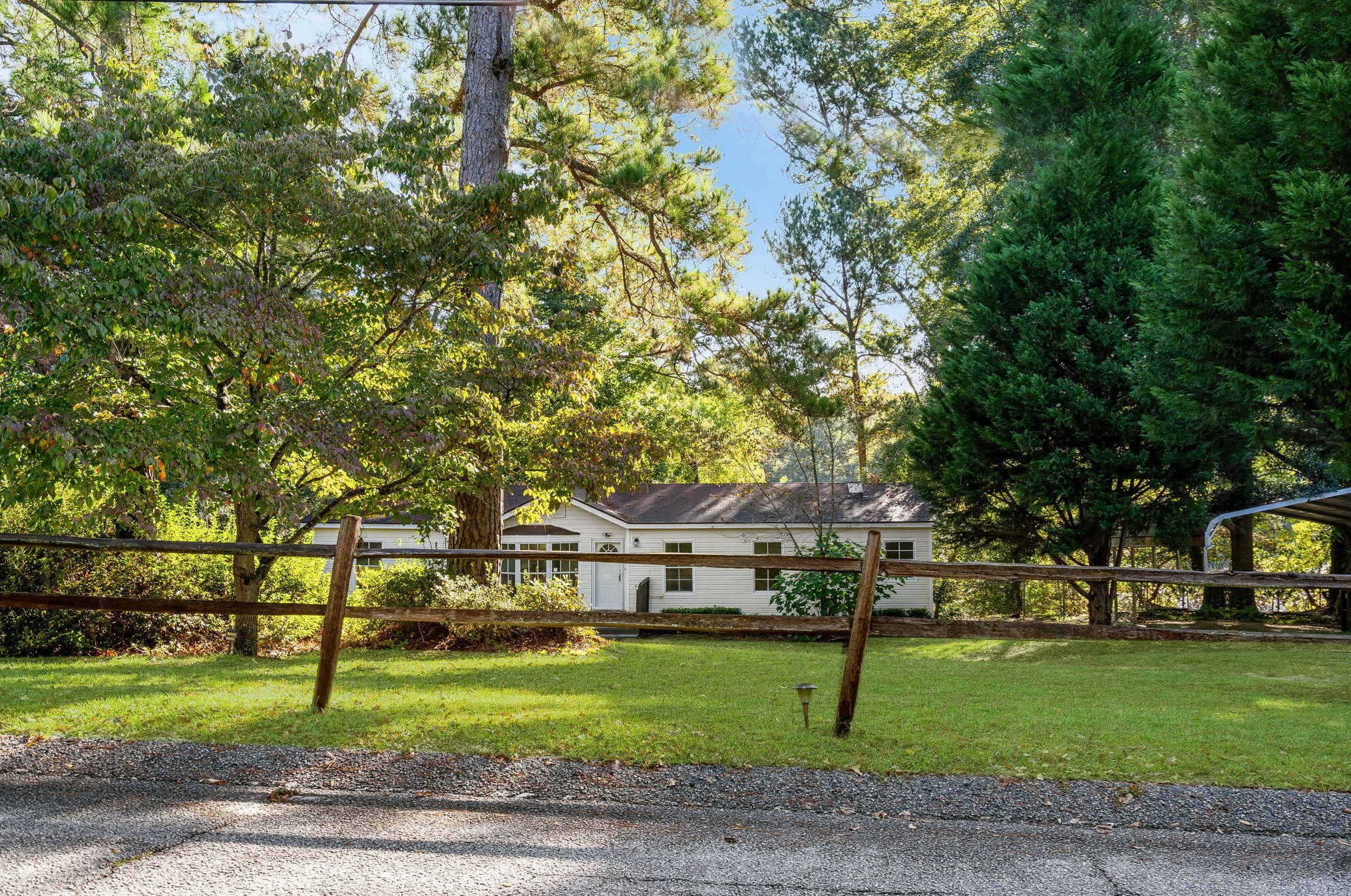 1141 Alden Dr, Augusta, GA 30906-8722