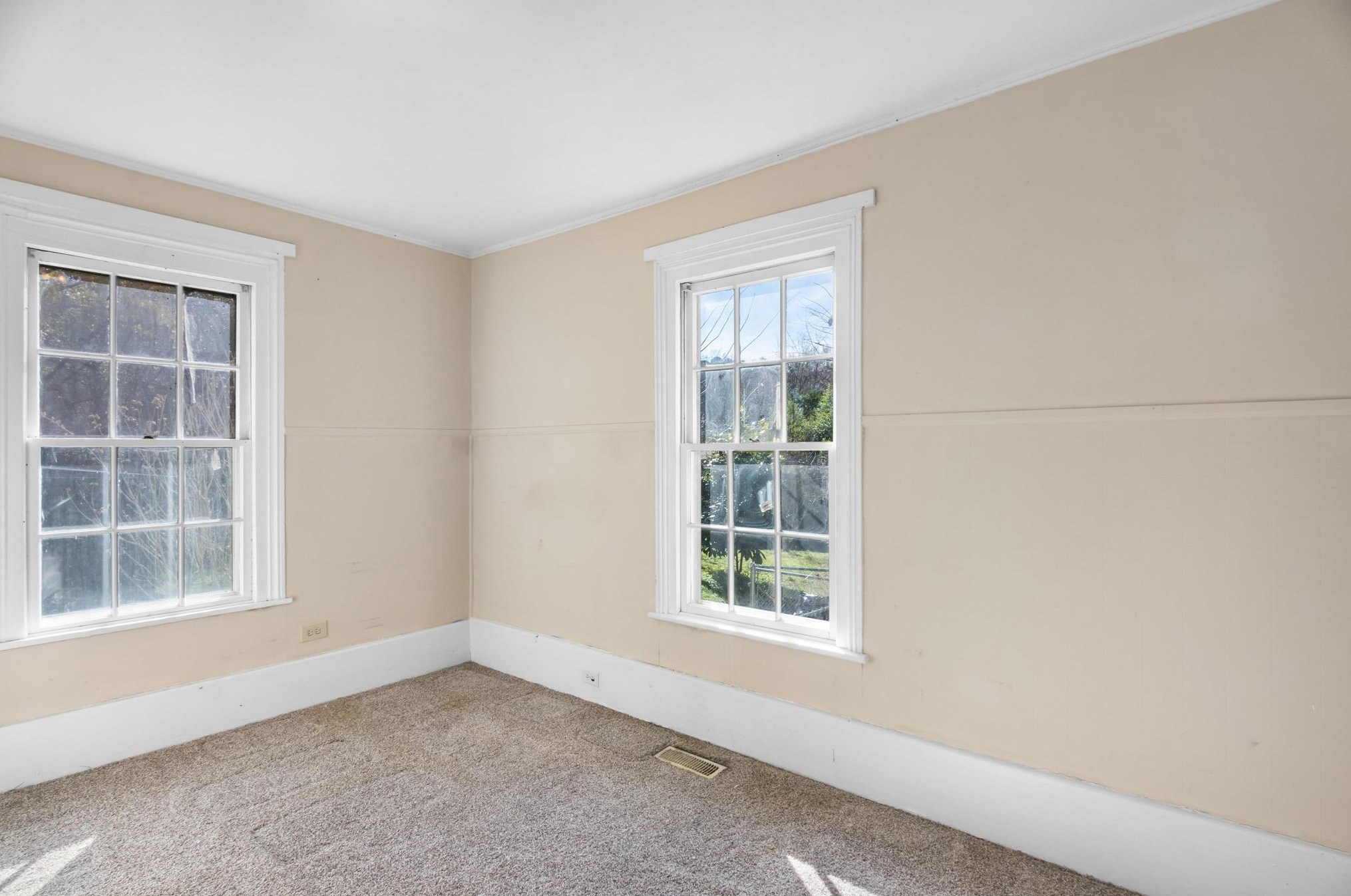421 Jeter St, Meeting Street, SC 29824-1137