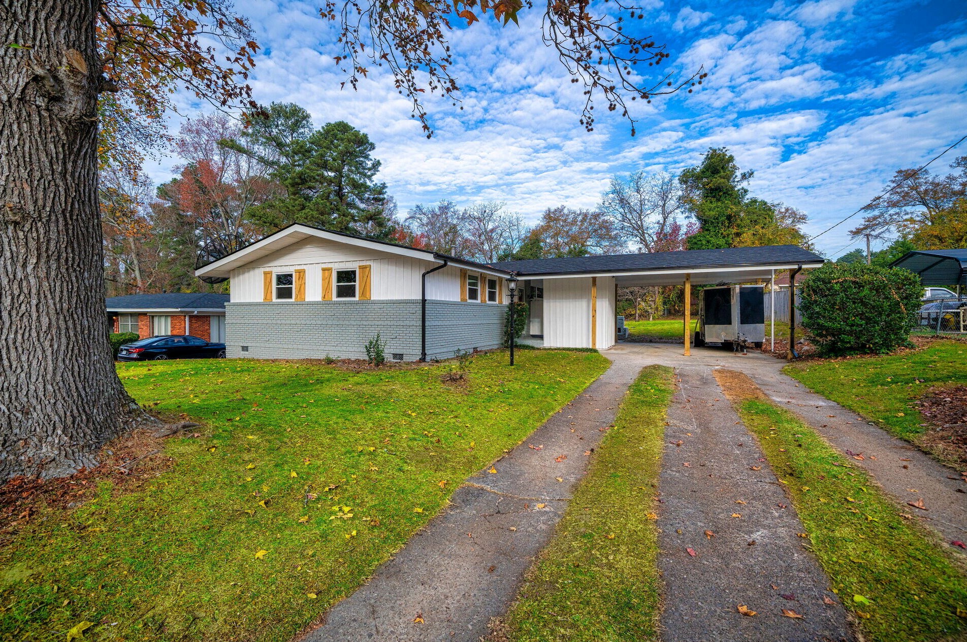 3303 Oakridge Dr, Augusta, GA 30909-2437