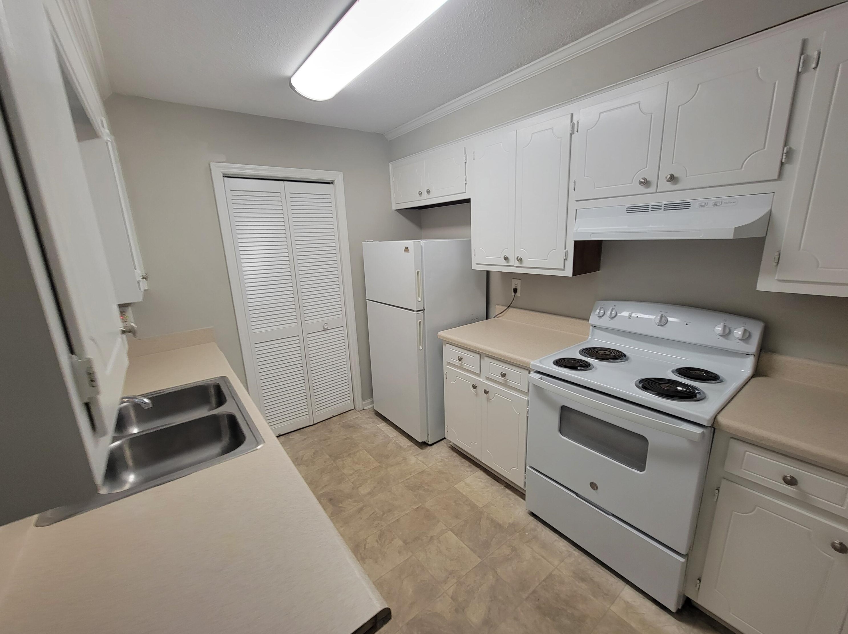 3921 Miramar Dr, Augusta GA  30907-2329 exterior