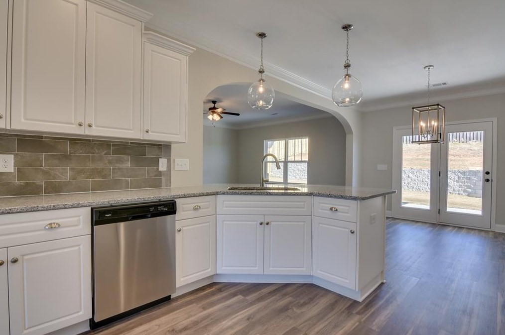 1552 Pine Ridge Dr, Hephzibah, GA 30815-4560