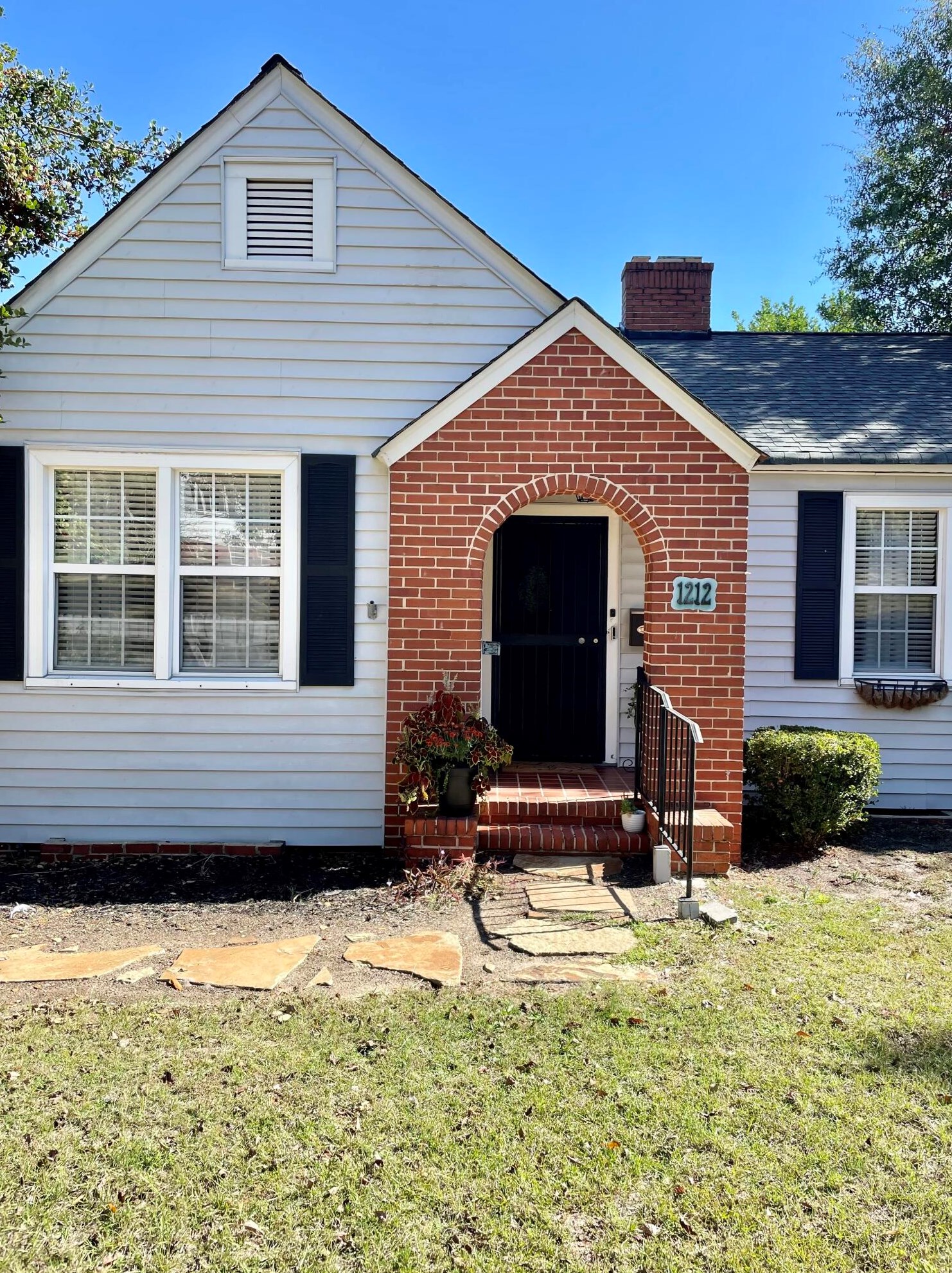1212 Heard Ave, Augusta GA  30904-4775 exterior