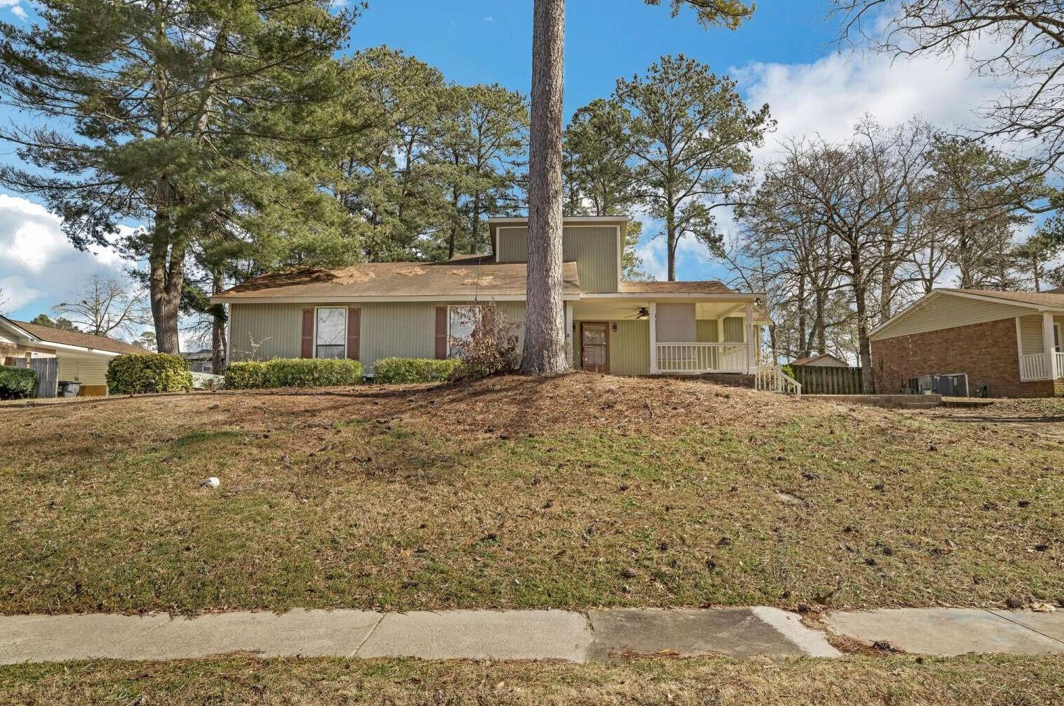 216 Brooks Dr, Augusta, GA 30907-1528