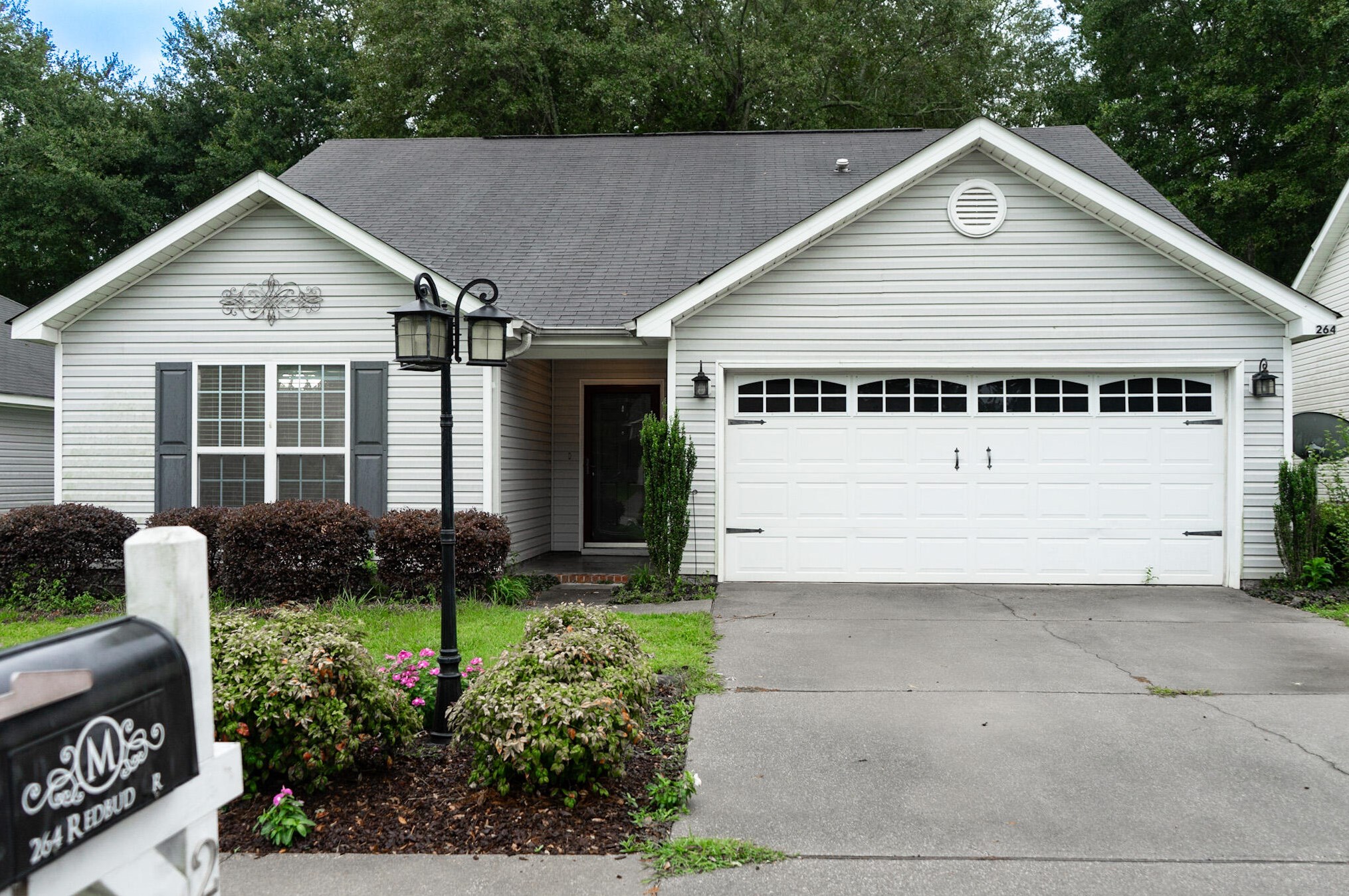 264 Redbud Dr, North Augusta SC  29860-8635 exterior