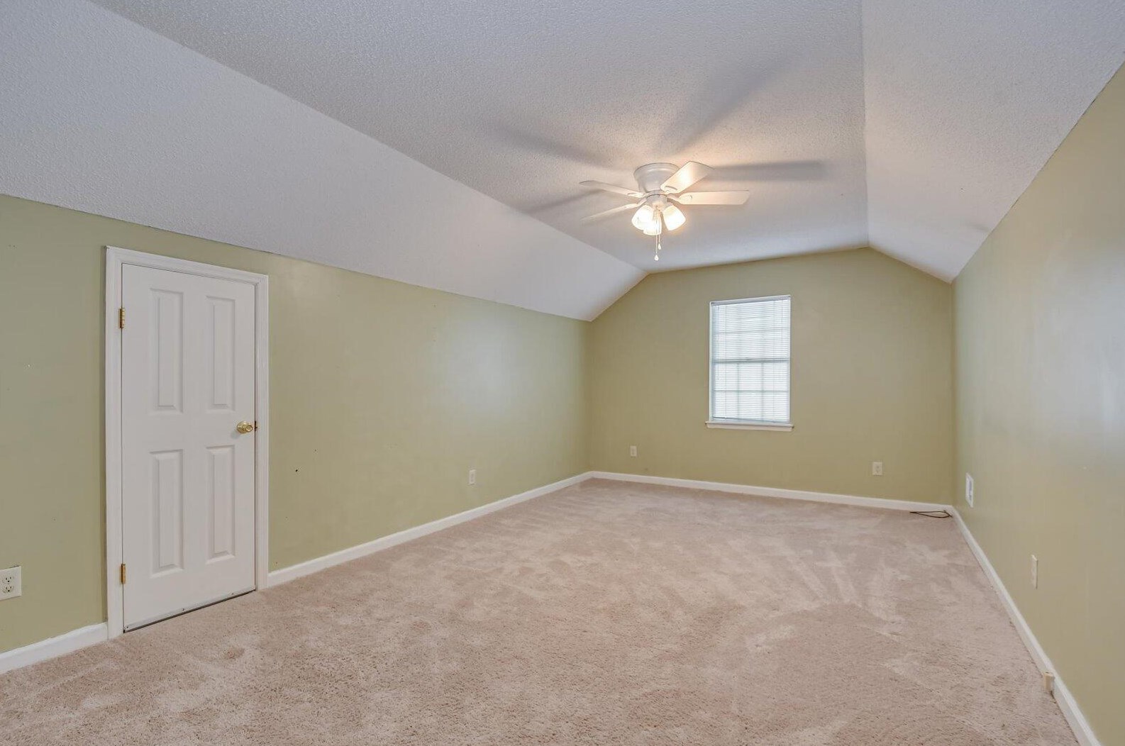 688 Low Meadow Dr, Evans GA  30809-5838 exterior