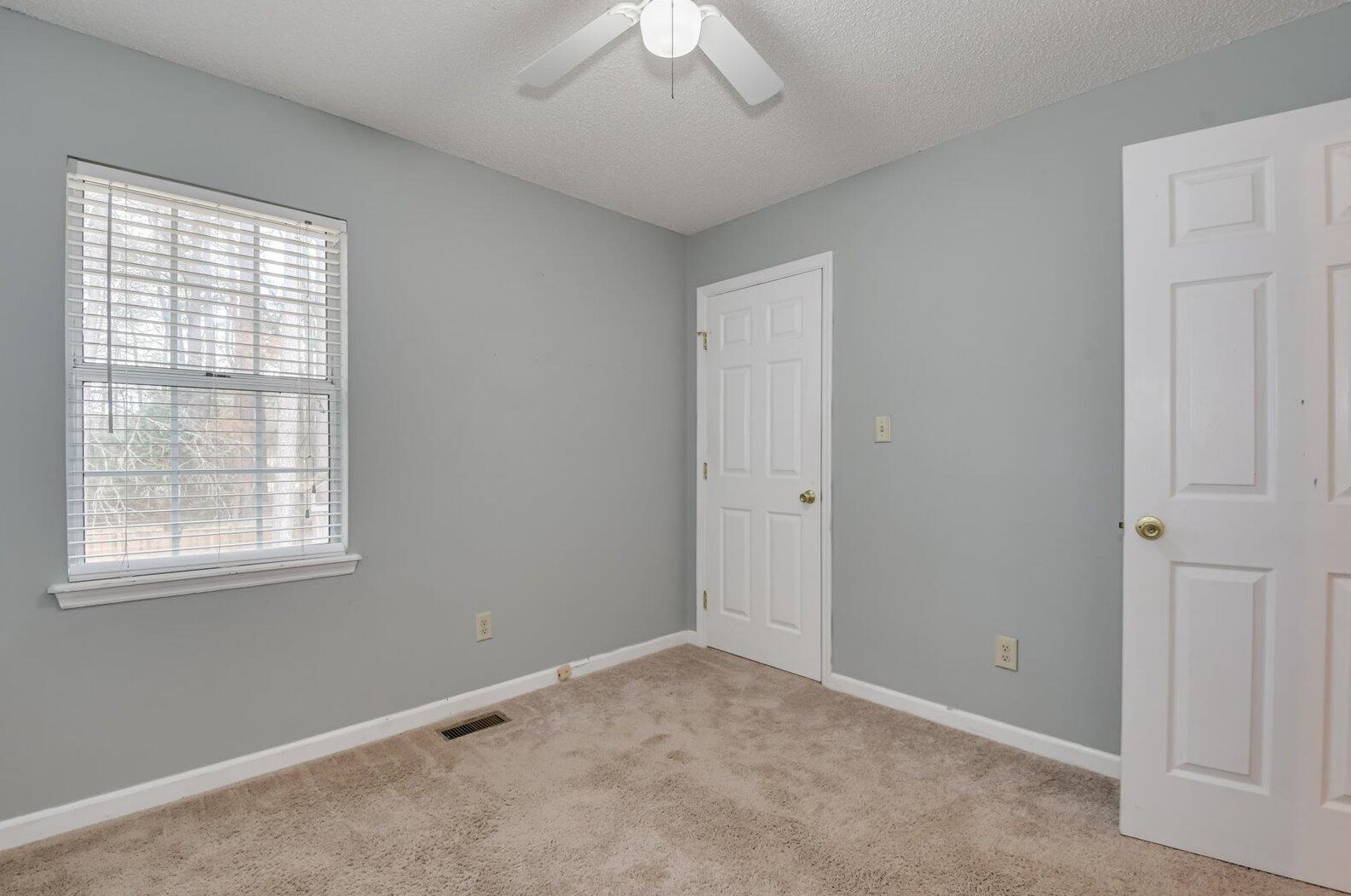 688 Low Meadow Dr, Evans GA  30809-5838 exterior