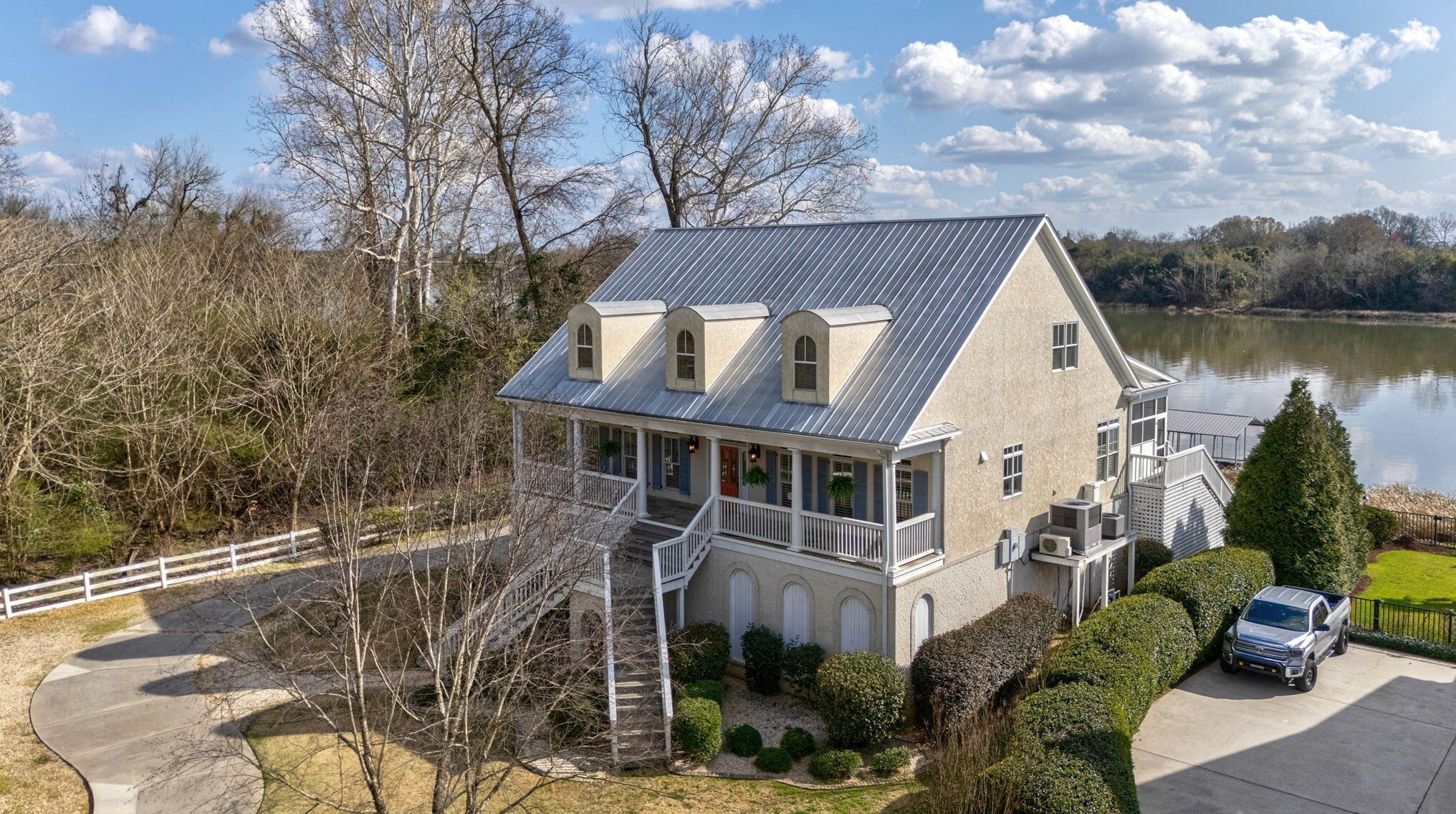 258 Altamaha Dr, North Augusta, SC 29841-5411