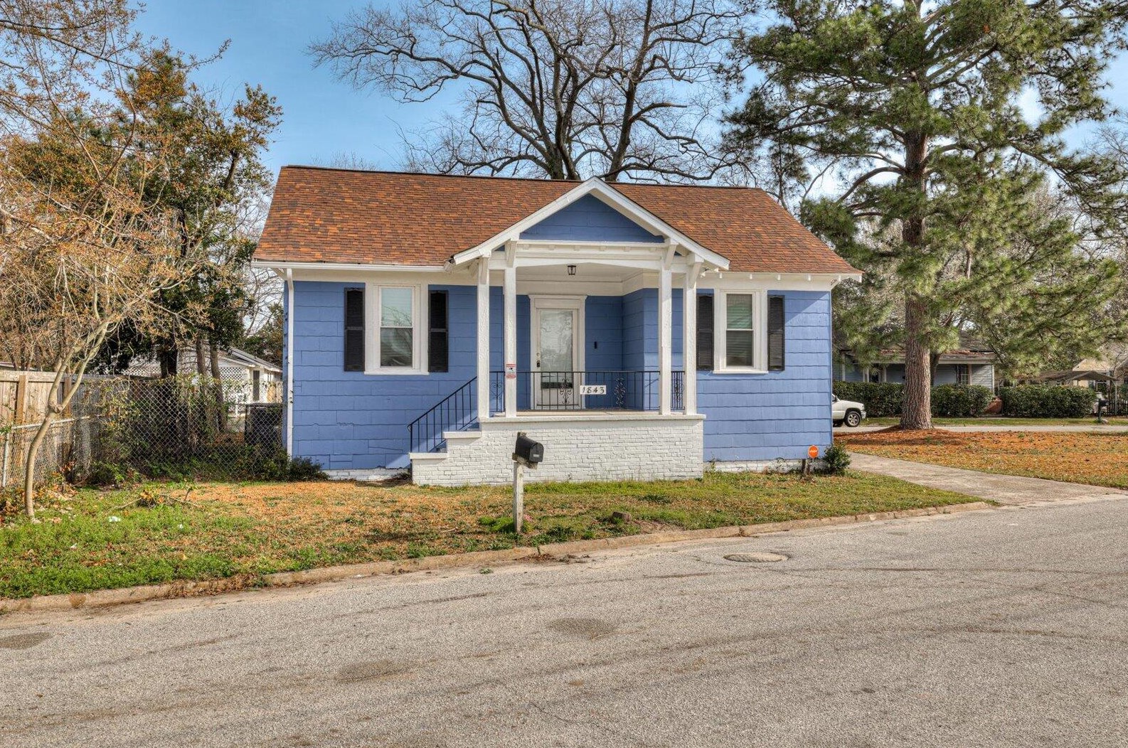 1843 Jenkins St, Augusta, GA 30904-4291